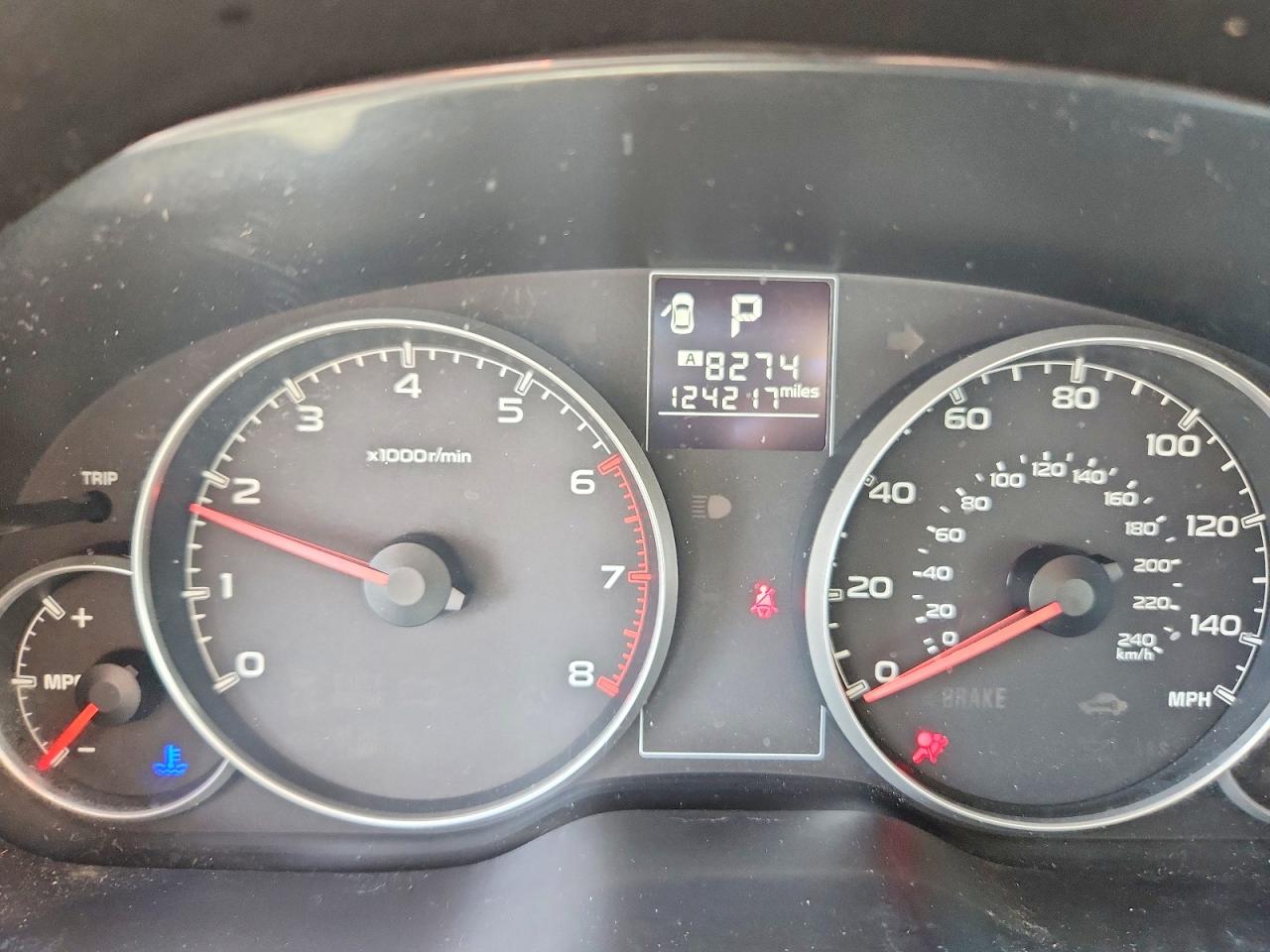 2014 Subaru Outback 2.5i Silver vin: 4S4BRBAC0E3200509