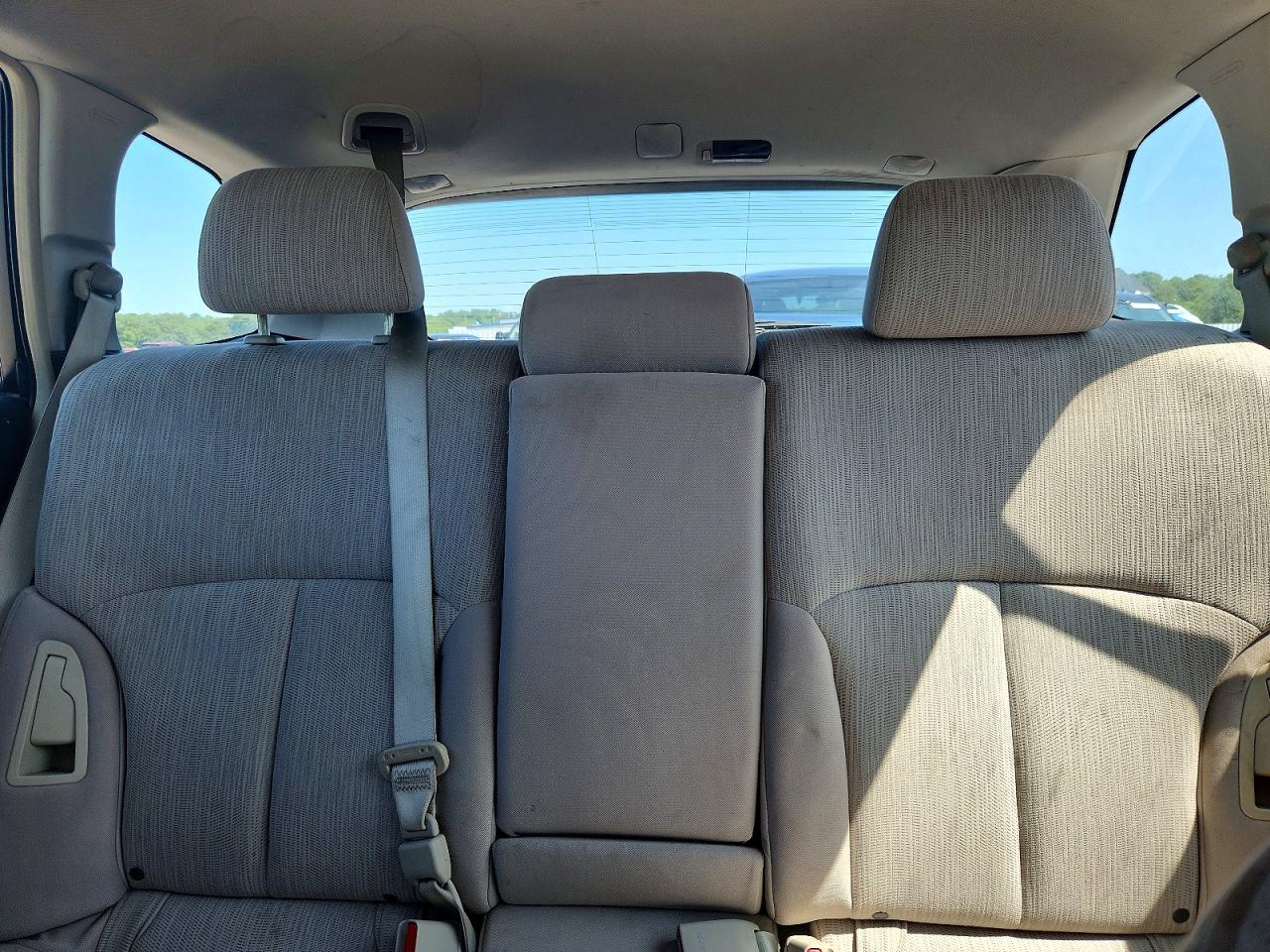 2014 Subaru Outback 2.5i White vin: 4S4BRBAC0E3295301