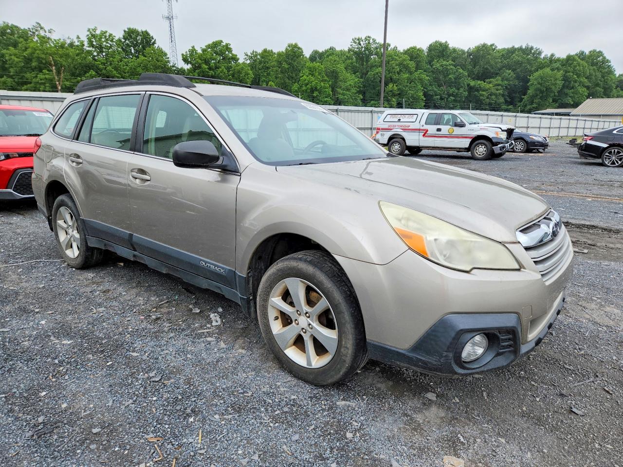 2014 Subaru Outback 2.5i Tan vin: 4S4BRBAC0E3298053