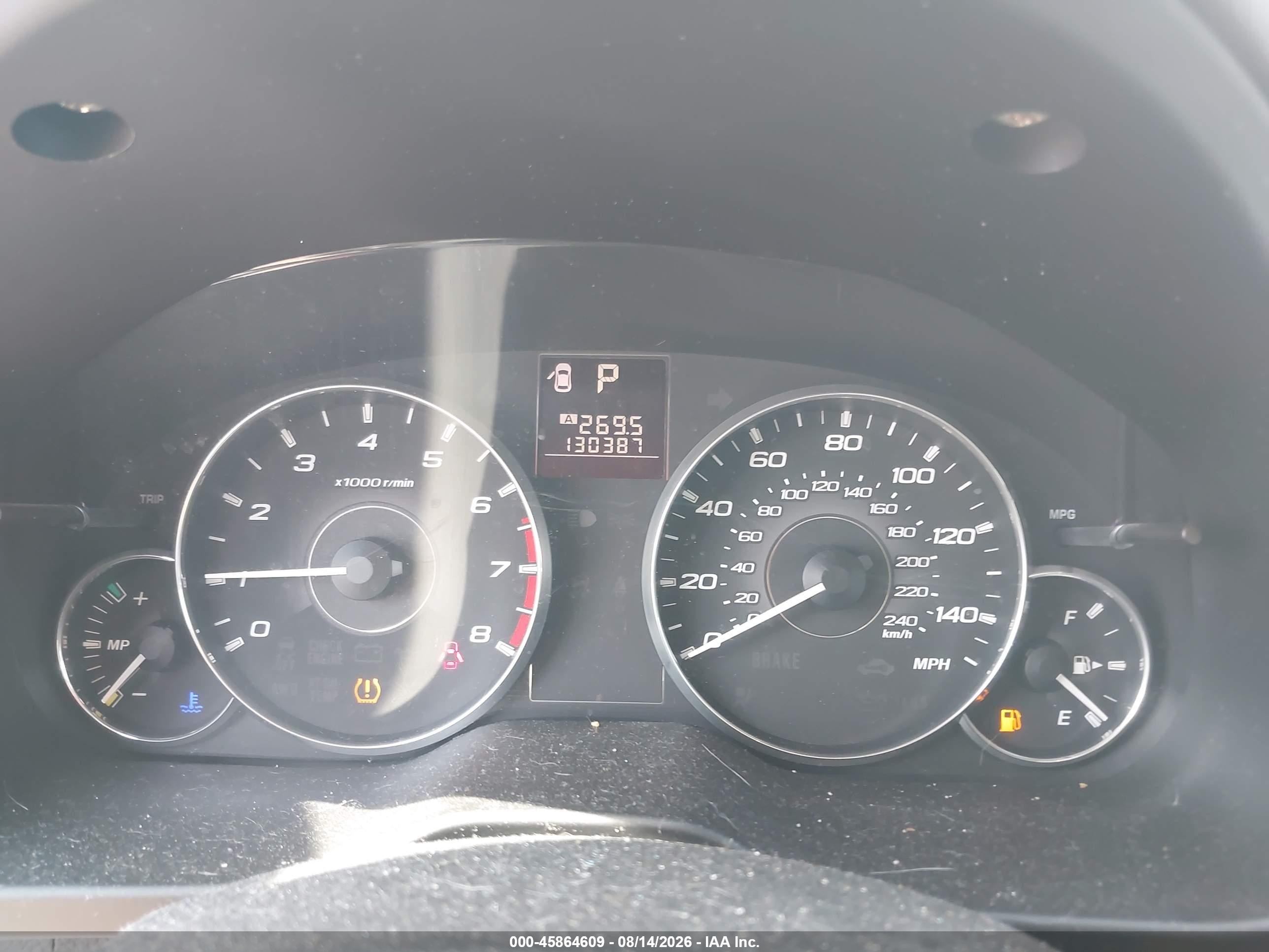 2011 Subaru Outback 2.5i White vin: 4S4BRBAC1B3359468