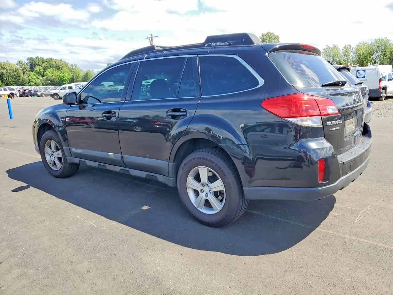 2011 Subaru Outback 2.5i Черный vin: 4S4BRBAC1B3399405