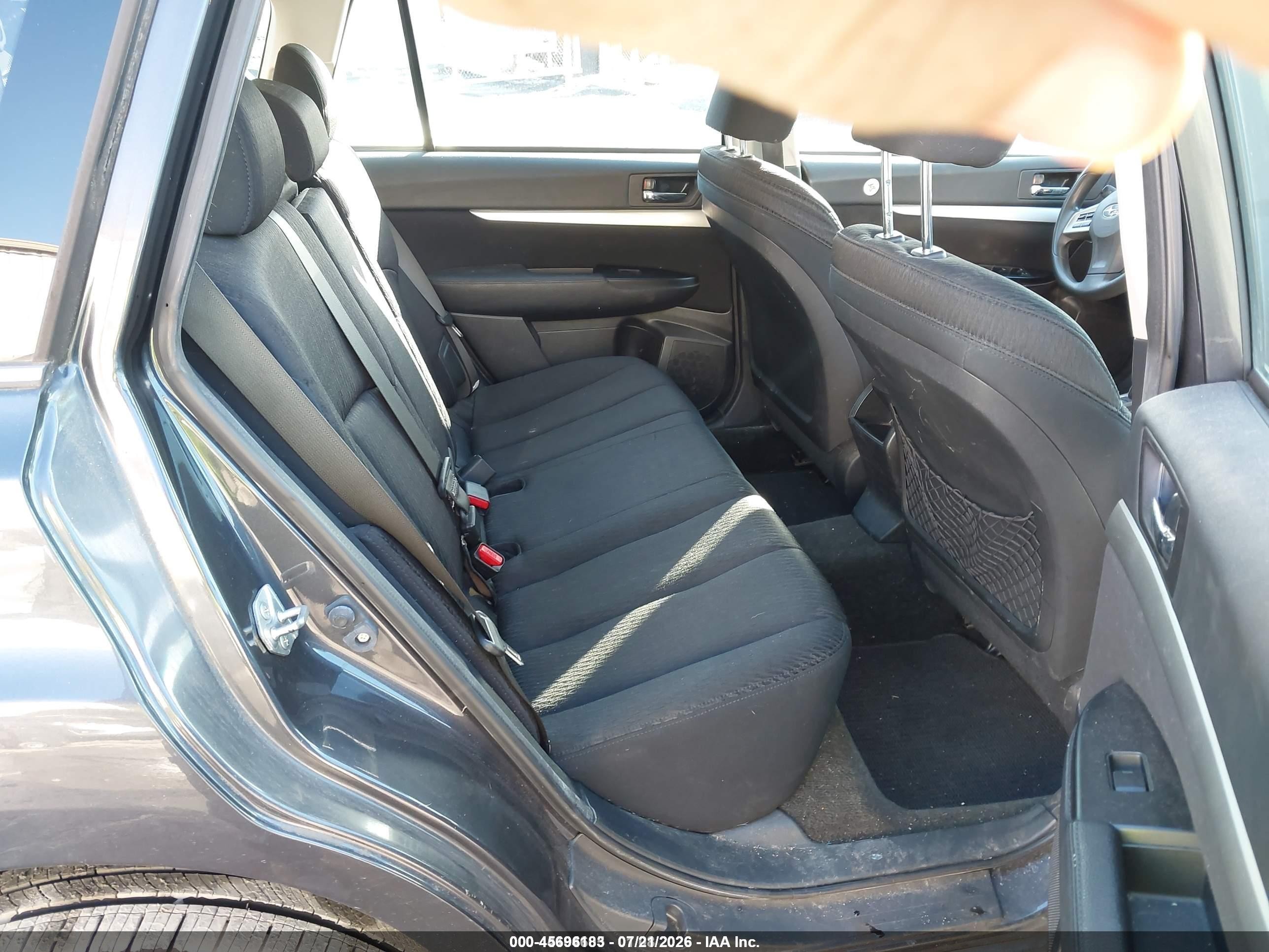 2012 Subaru Outback 2.5i Gray vin: 4S4BRBAC1C3234553
