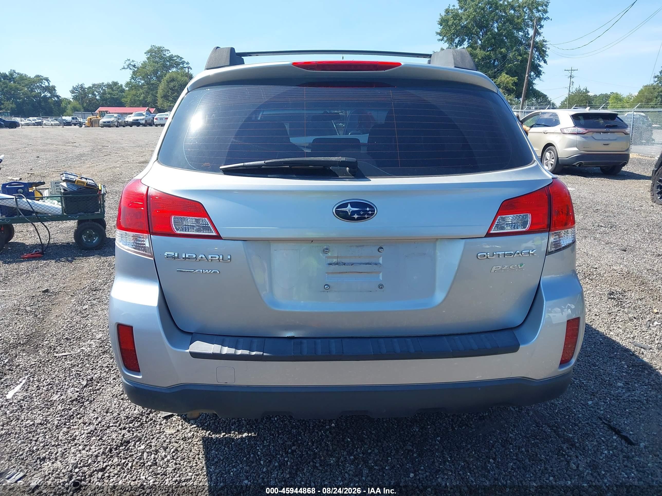 2012 Subaru Outback 2.5i Silver vin: 4S4BRBAC1C3256813