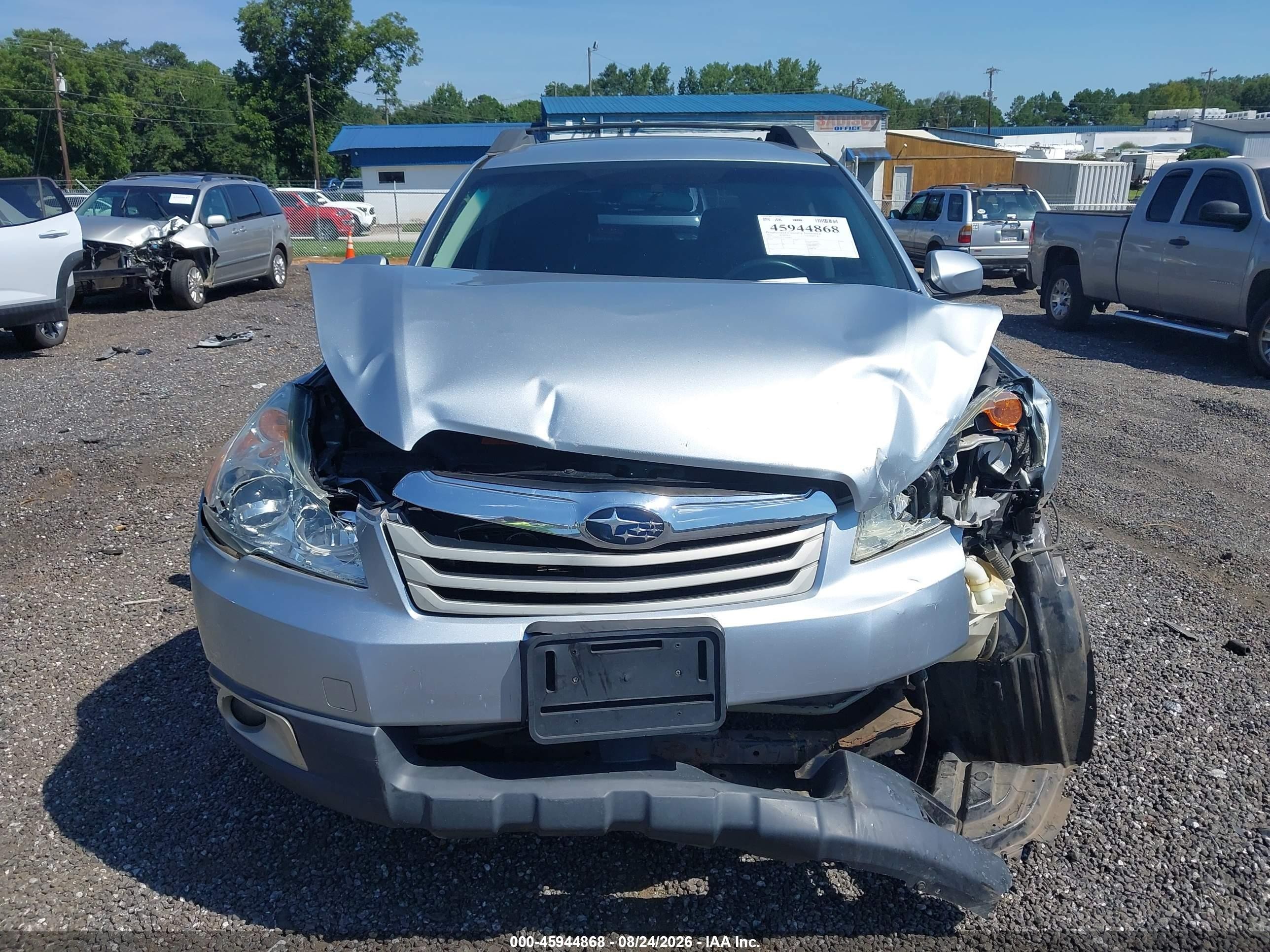 2012 Subaru Outback 2.5i Silver vin: 4S4BRBAC1C3256813