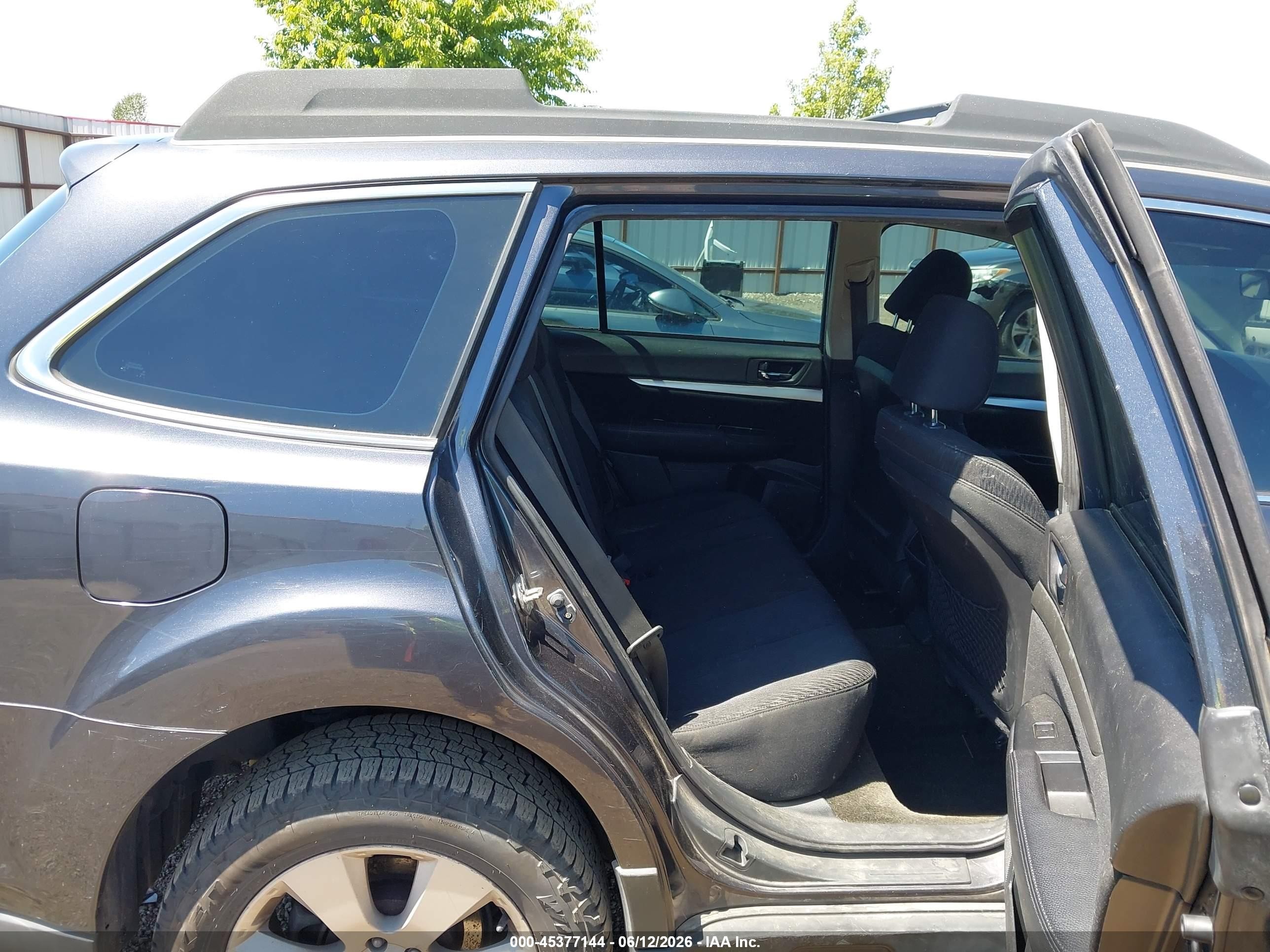 2012 Subaru Outback 2.5i Gray vin: 4S4BRBAC1C3263003