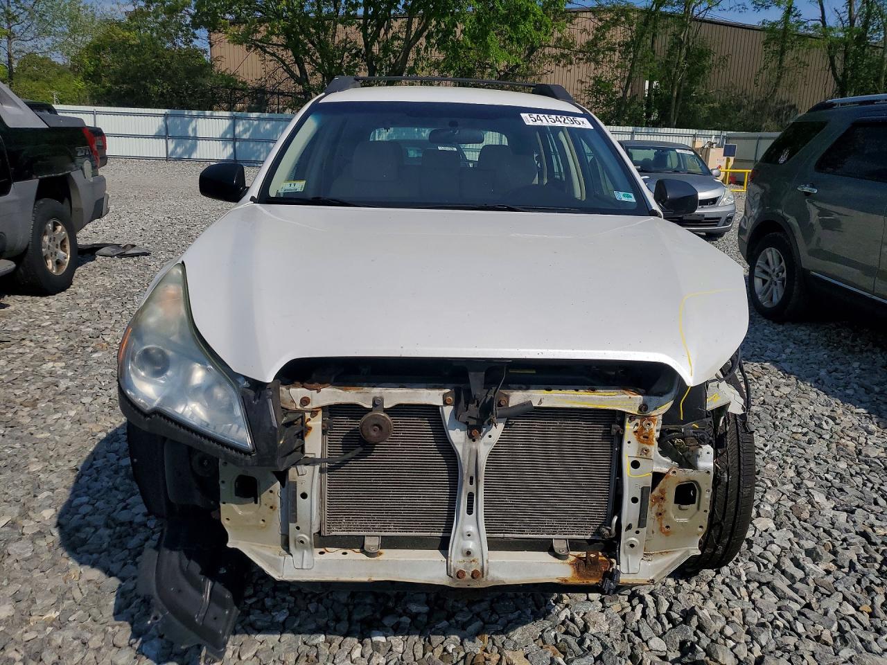 2013 Subaru Outback 2.5i White vin: 4S4BRBAC1D3254920