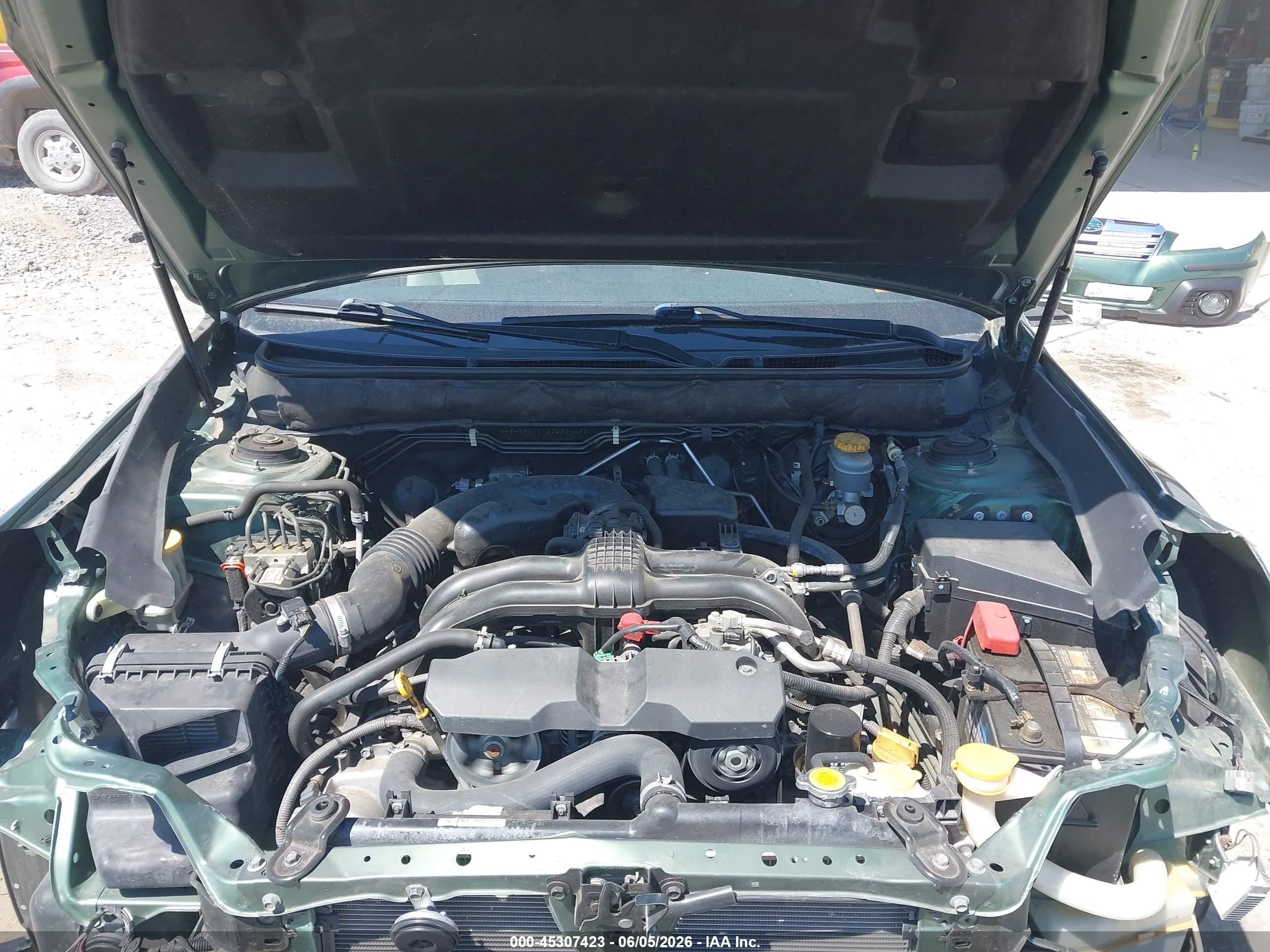 2014 Subaru Outback 2.5i Green vin: 4S4BRBAC1E3258645