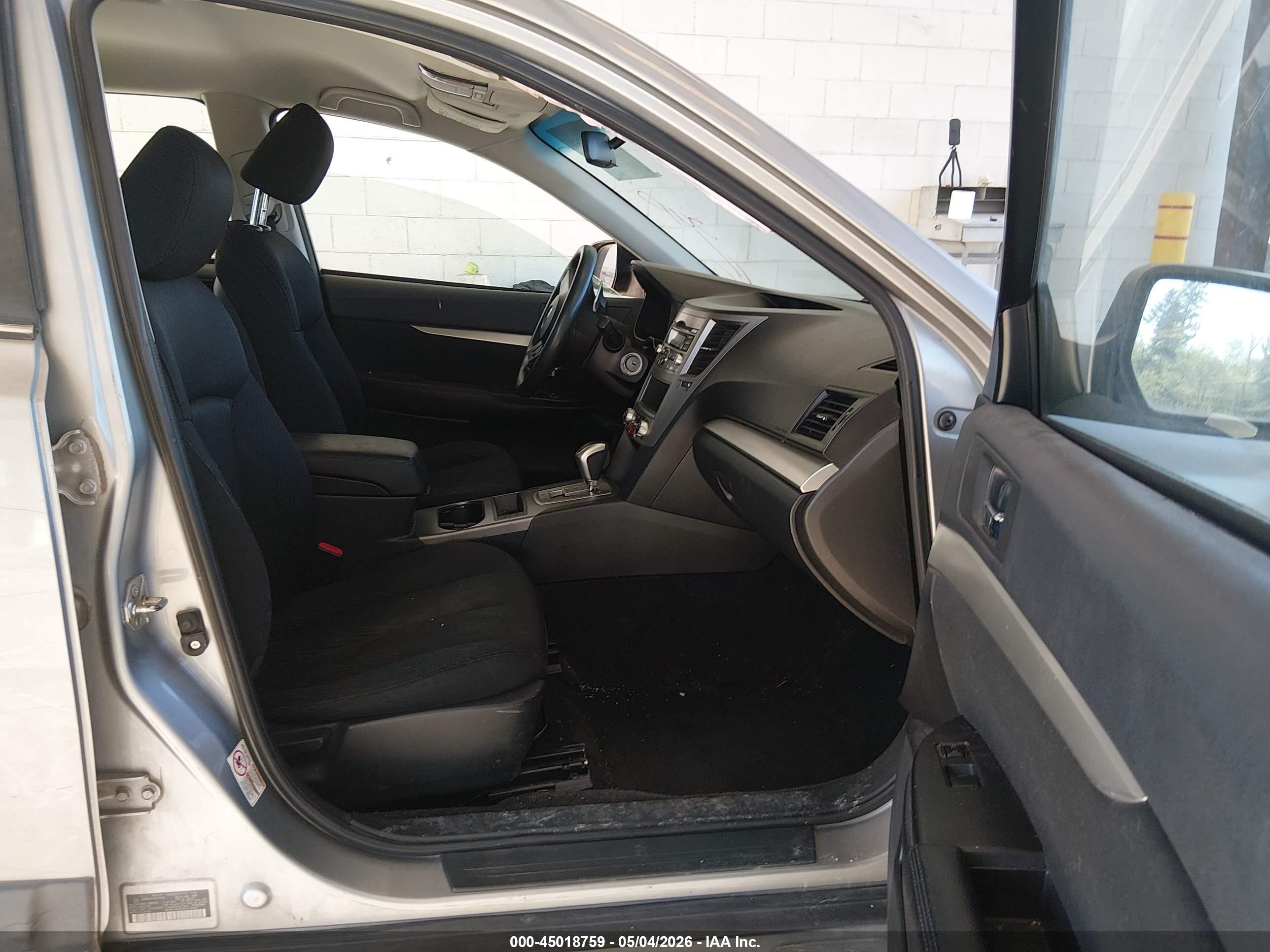 2010 Subaru Outback 2.5i Blue vin: 4S4BRBAC2A3351295