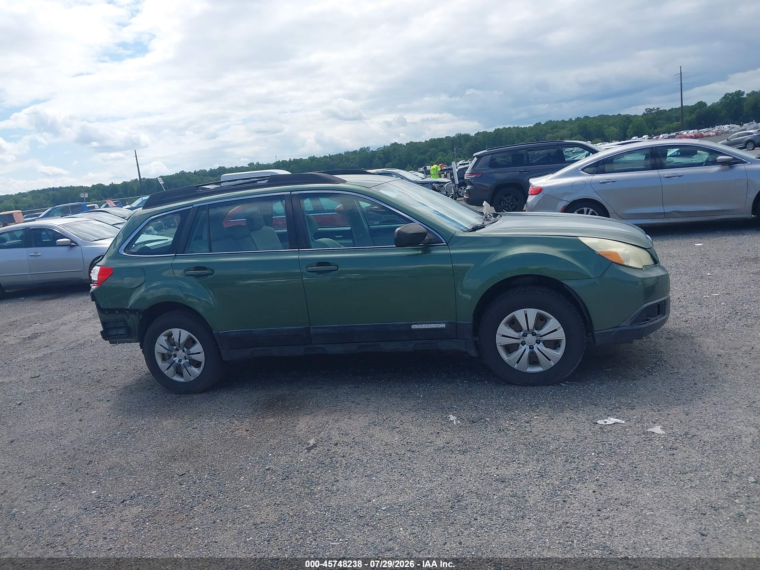 2011 Subaru Outback 2.5i Green vin: 4S4BRBAC2B3328195