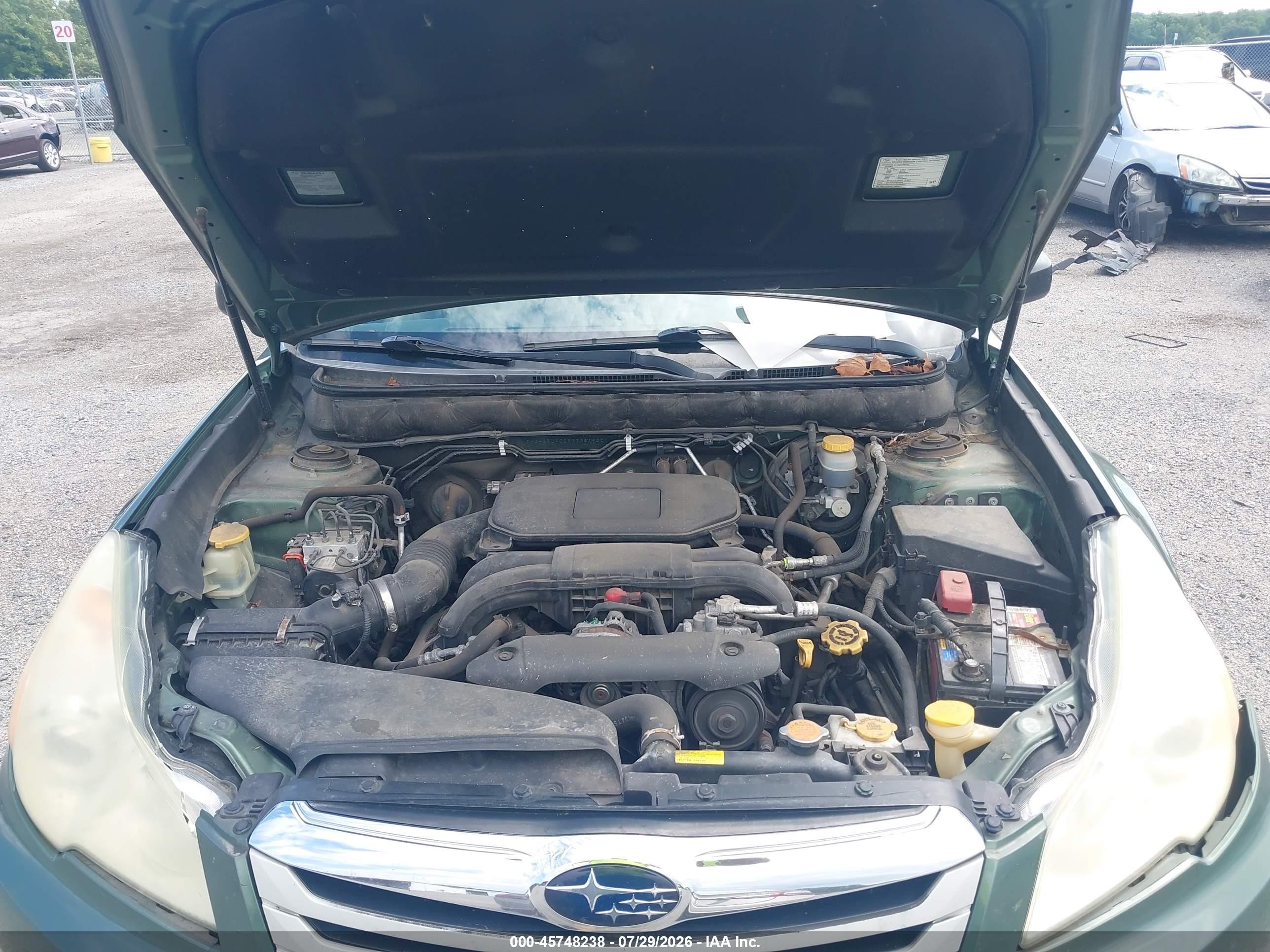 2011 Subaru Outback 2.5i Green vin: 4S4BRBAC2B3328195