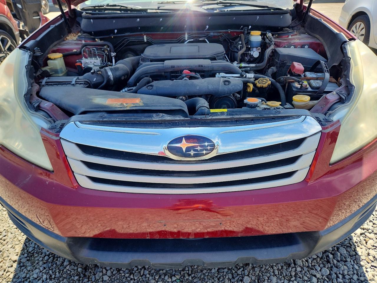 2011 Subaru Outback 2.5i Бордовый vin: 4S4BRBAC2B3398196