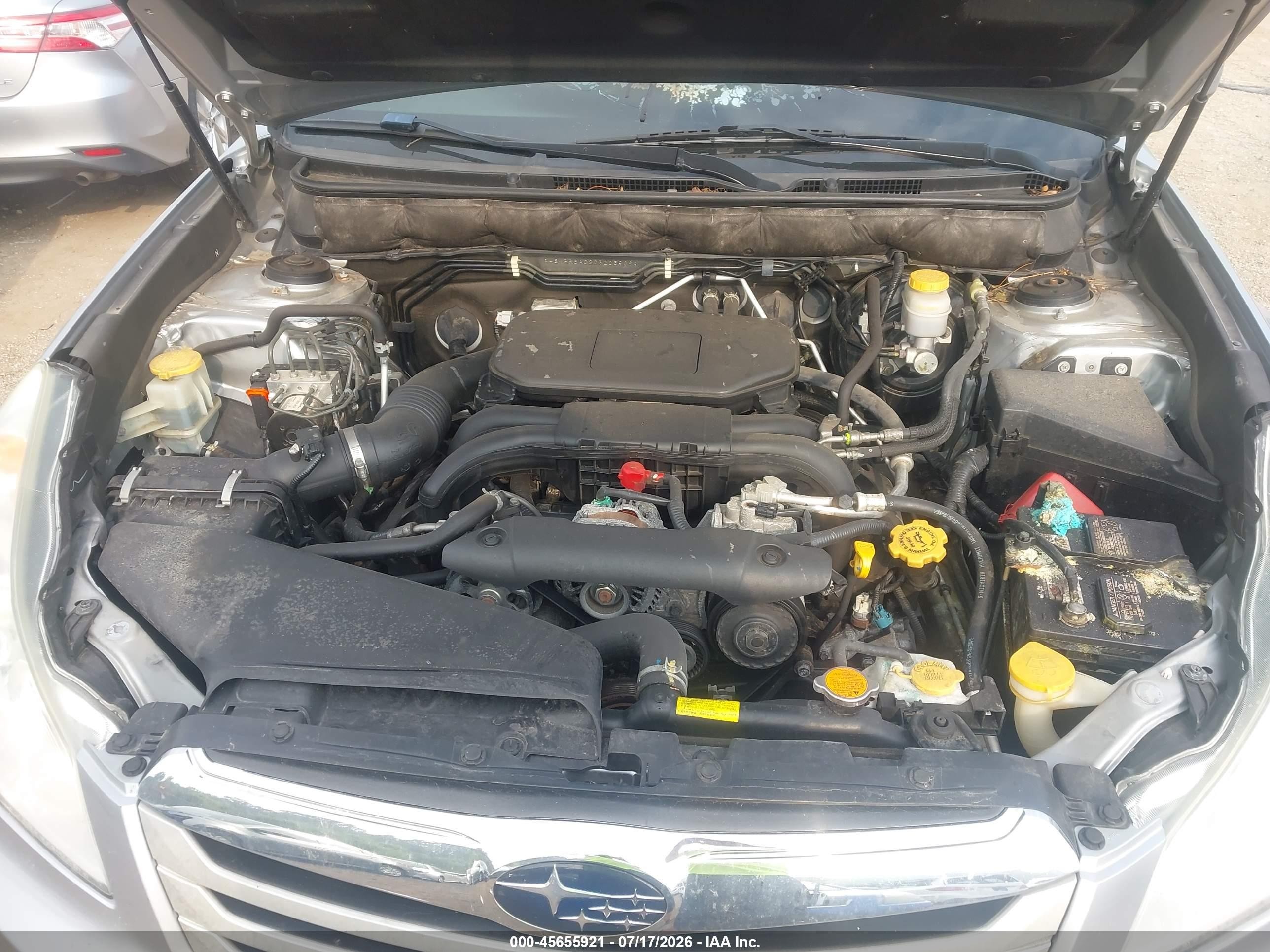 2012 Subaru Outback 2.5i Silver vin: 4S4BRBAC2C3203909