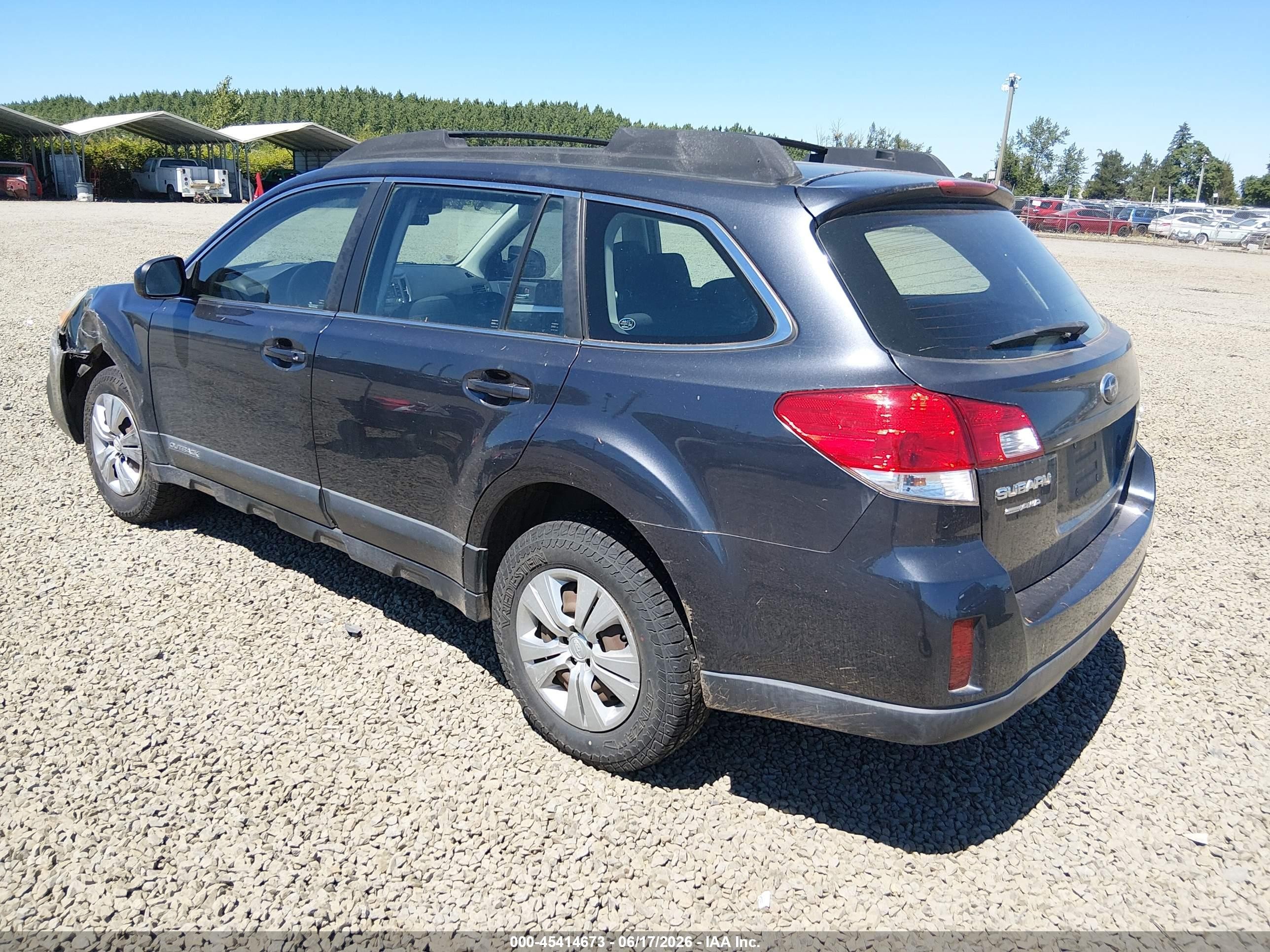 2013 Subaru Outback 2.5i Gray vin: 4S4BRBAC2D3214667