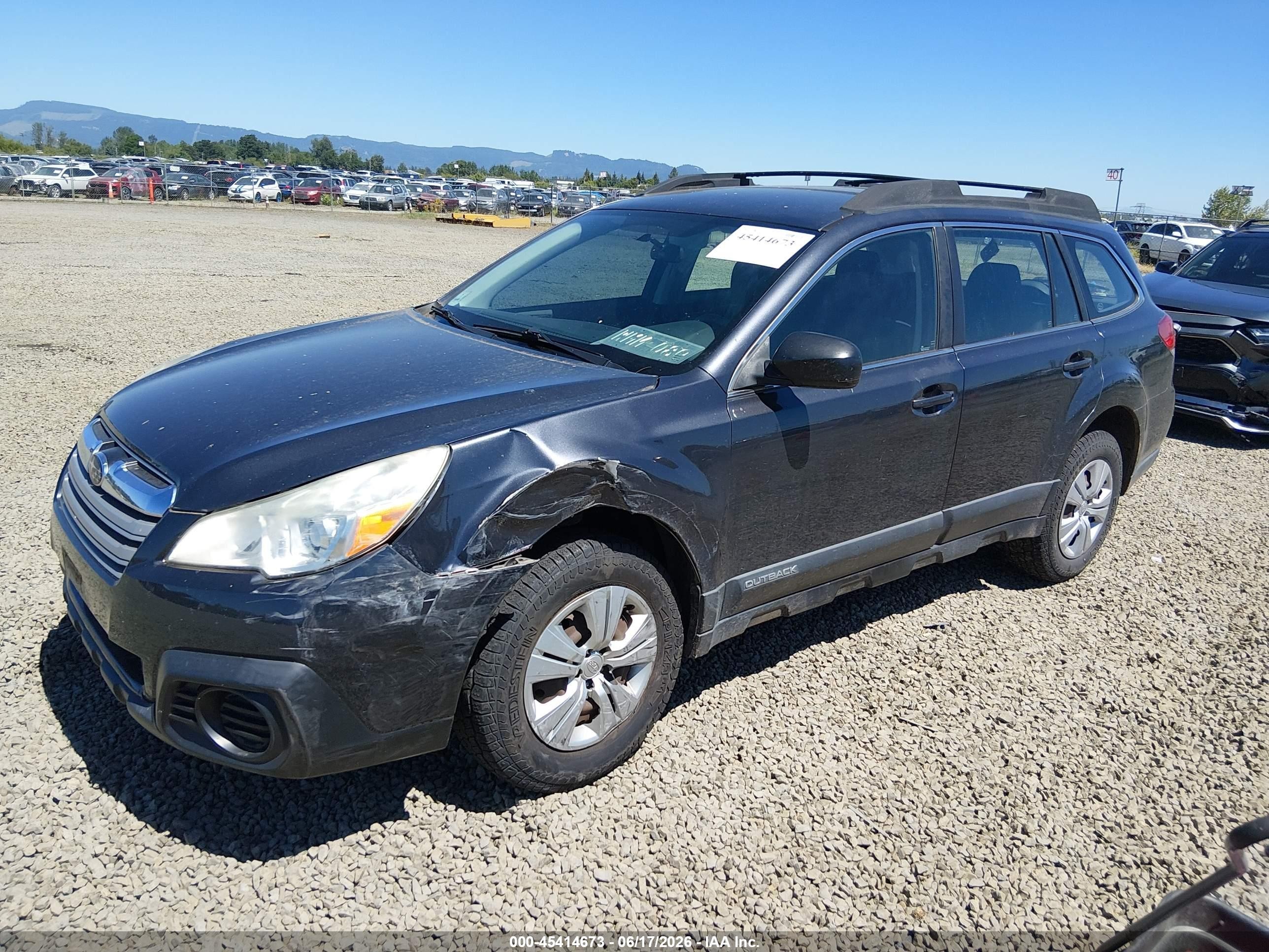 2013 Subaru Outback 2.5i Gray vin: 4S4BRBAC2D3214667