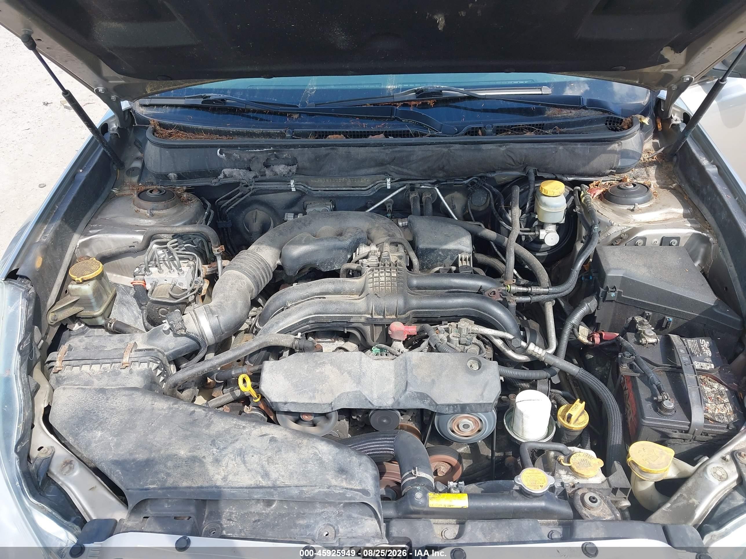 2014 Subaru Outback 2.5i Gold vin: 4S4BRBAC2E3232457