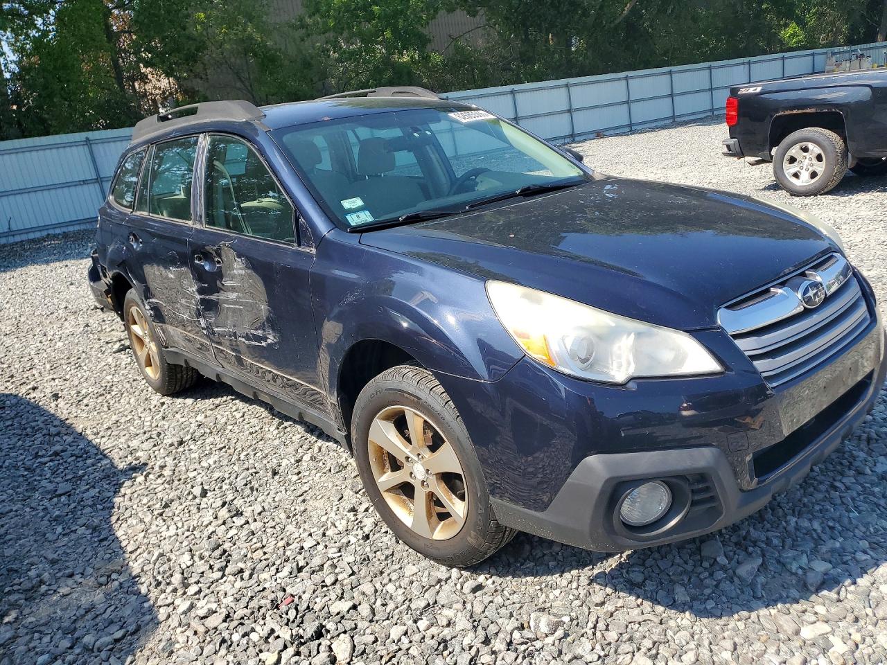 2014 Subaru Outback 2.5i Blue vin: 4S4BRBAC2E3279827