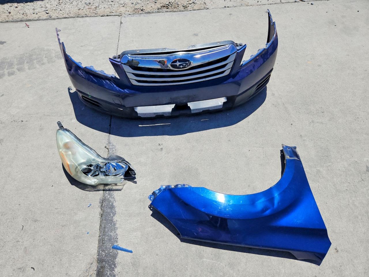 2011 Subaru Outback 2.5i Blue vin: 4S4BRBAC3B1312051