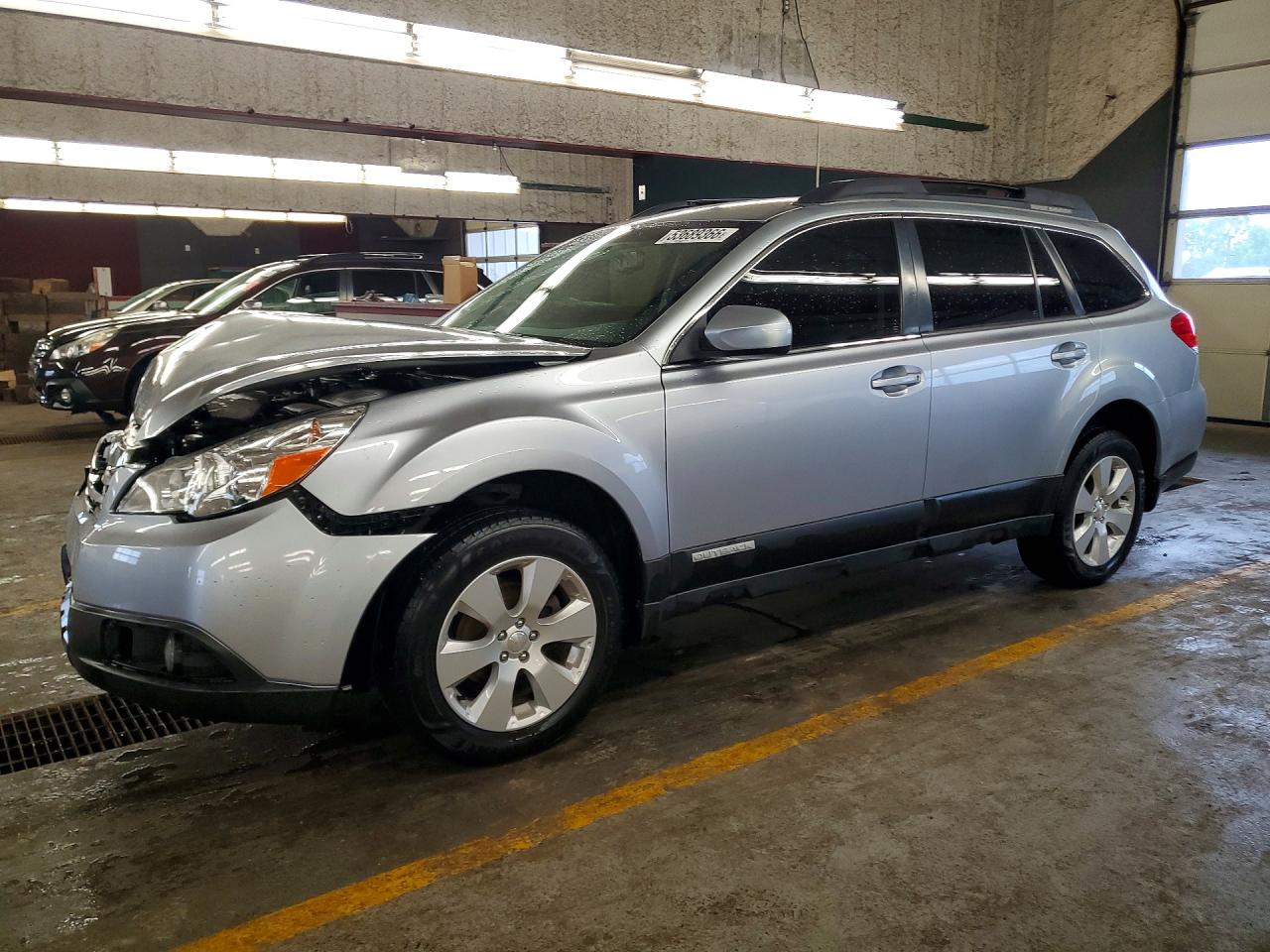 2012 Subaru Outback 2.5i Silver vin: 4S4BRBAC3C3214370