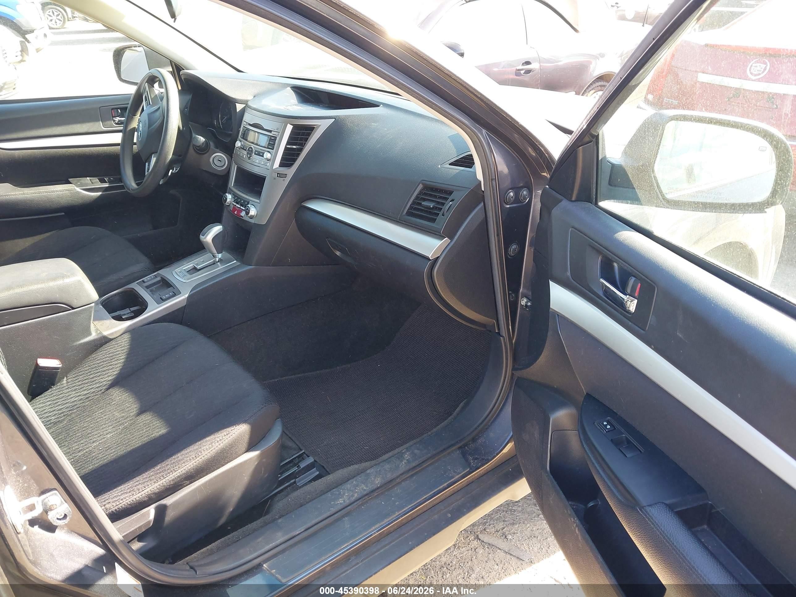 2012 Subaru Outback 2.5i Черный vin: 4S4BRBAC3C3250186