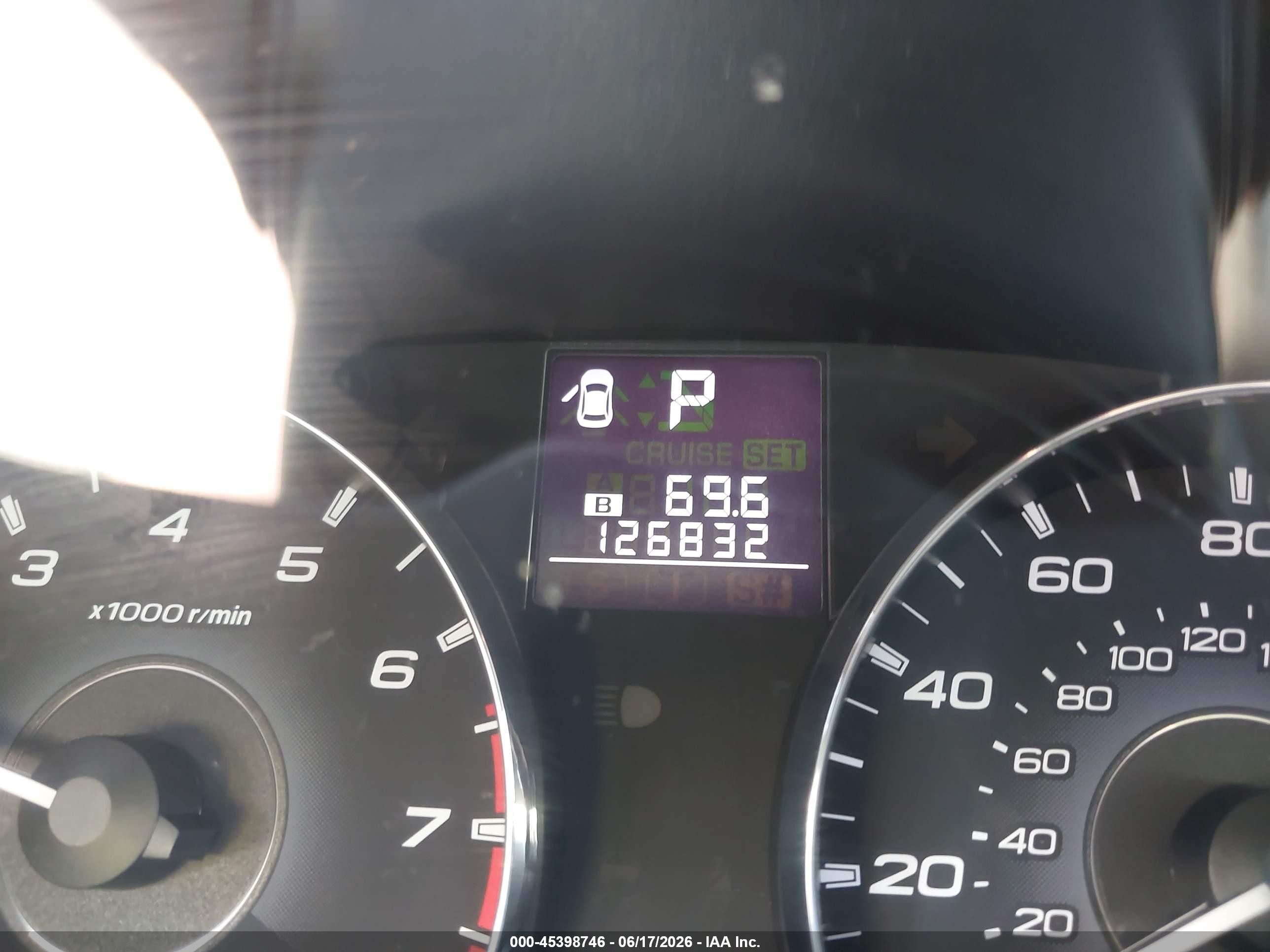2012 Subaru Outback 2.5i Silver vin: 4S4BRBAC3C3301220