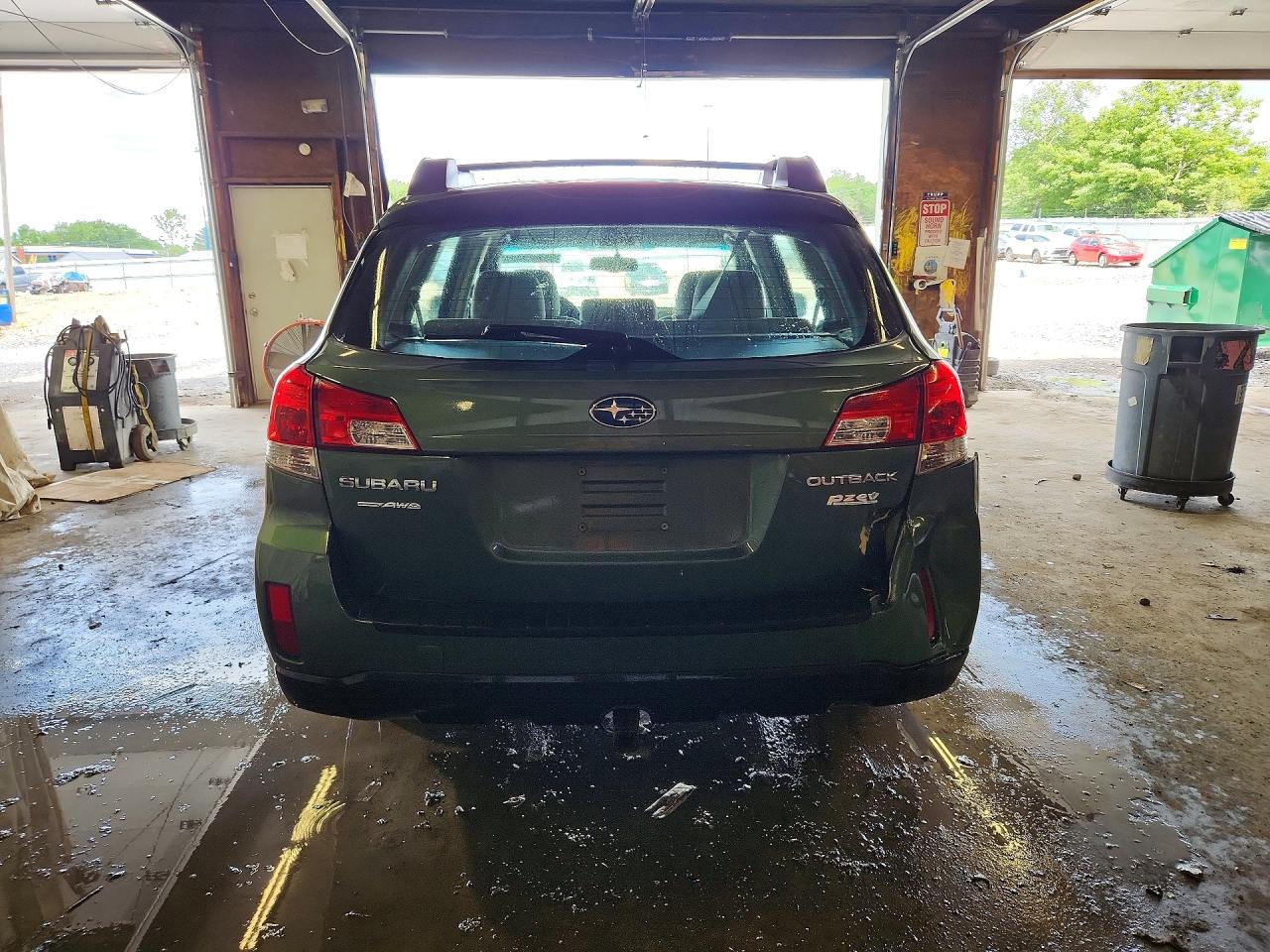 2013 Subaru Outback 2.5i Green vin: 4S4BRBAC3D3309433