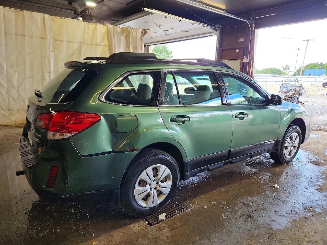 2013 Subaru Outback 2.5i Green vin: 4S4BRBAC3D3309433
