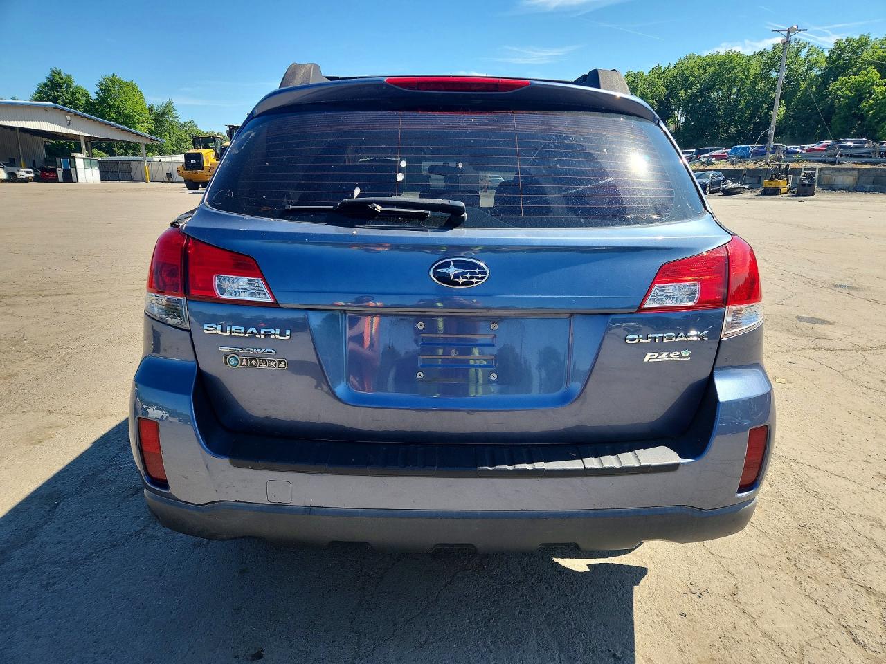 2014 Subaru Outback 2.5i Blue vin: 4S4BRBAC3E3266715