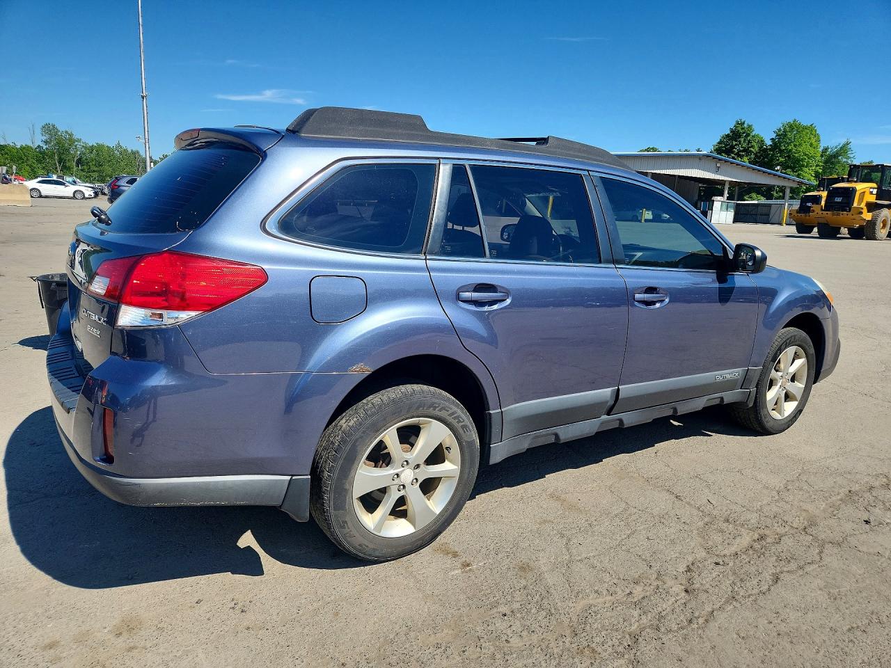 2014 Subaru Outback 2.5i Blue vin: 4S4BRBAC3E3266715