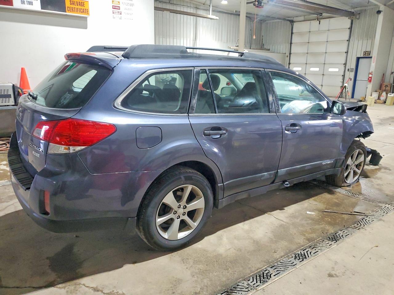 2014 Subaru Outback 2.5i Blue vin: 4S4BRBAC3E3320336