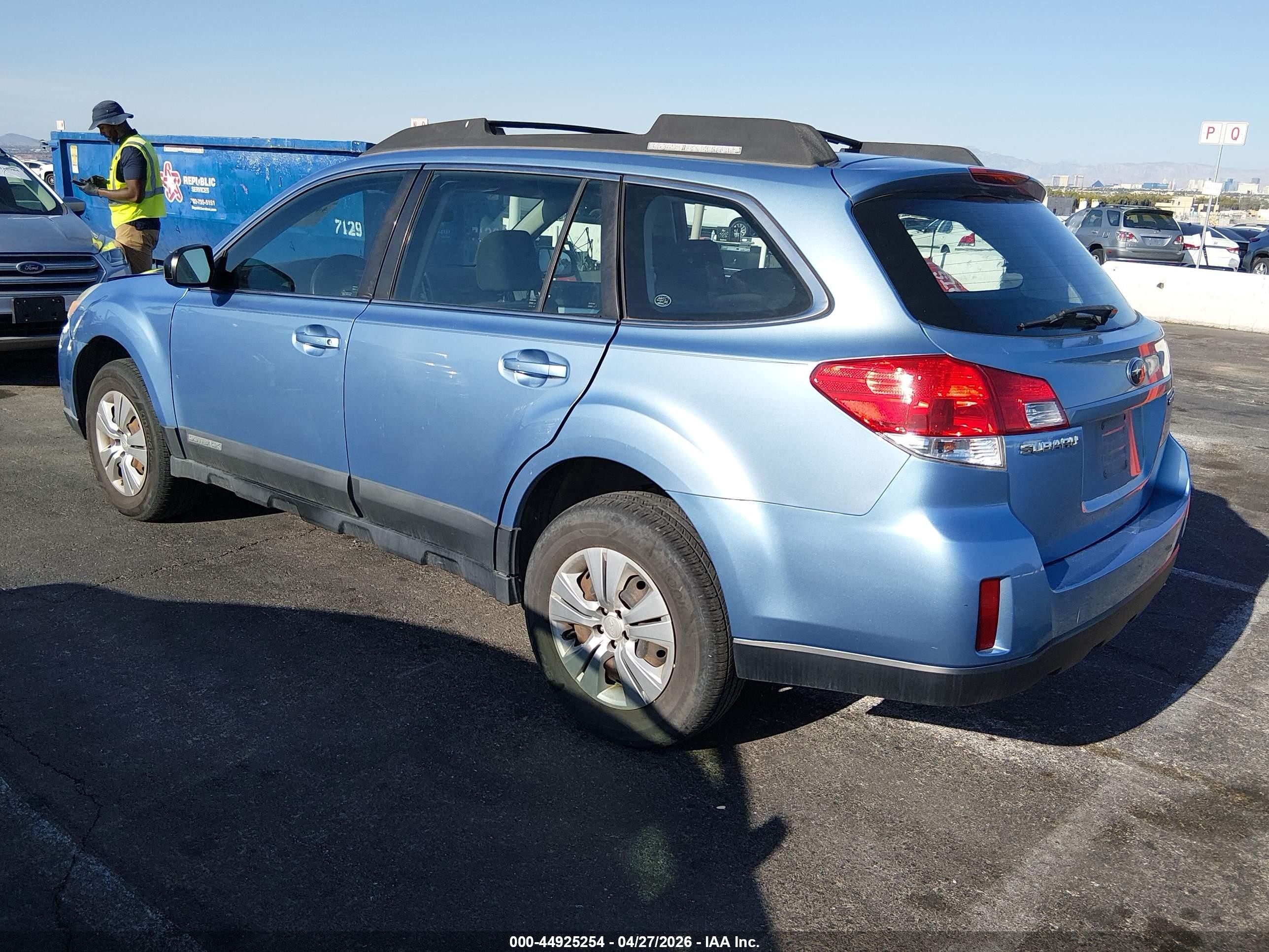 2011 Subaru Outback 2.5i Blue vin: 4S4BRBAC4B1361193