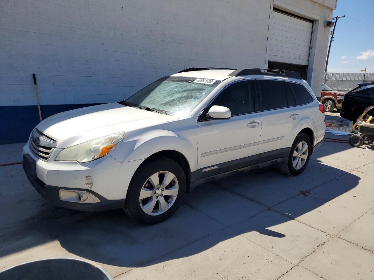 2012 Subaru Outback 2.5i Белый vin: 4S4BRBAC4C3260631