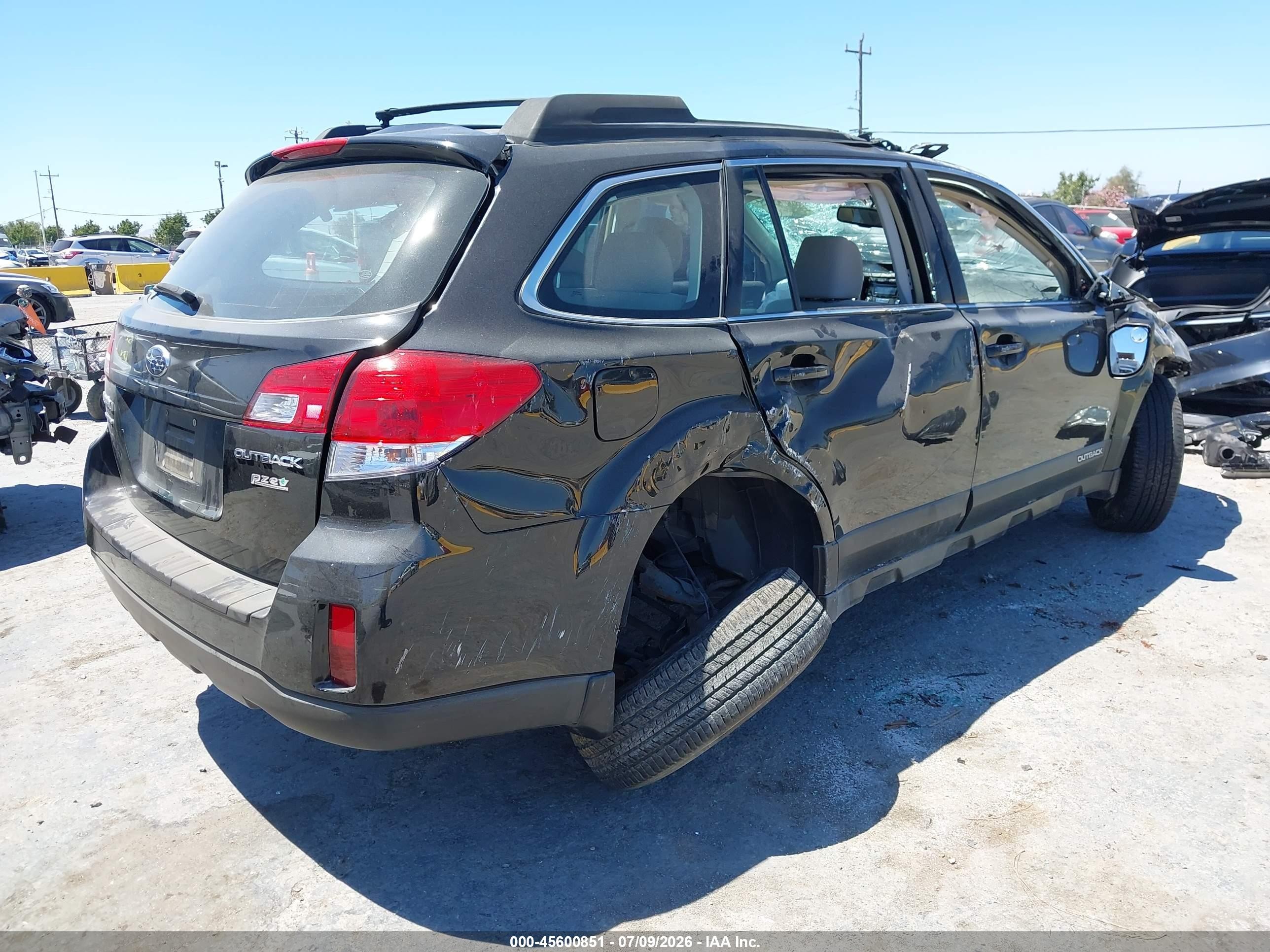 2013 Subaru Outback 2.5i Черный vin: 4S4BRBAC4D3300515