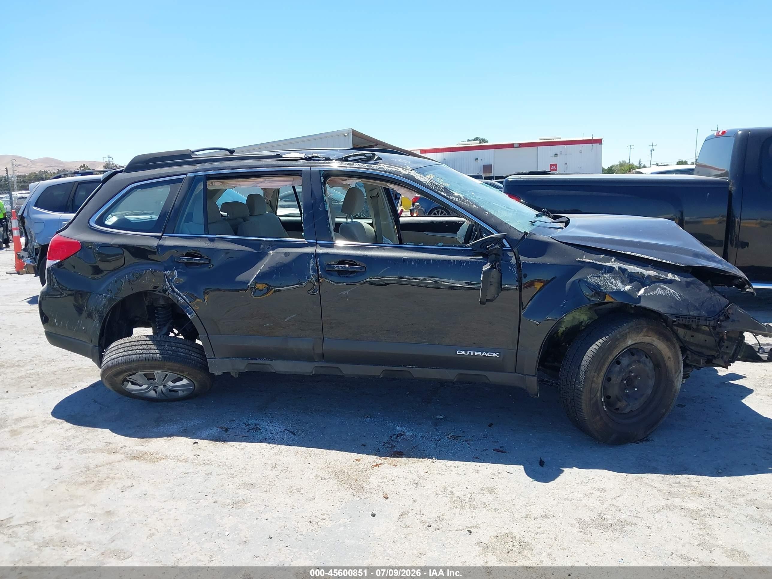 2013 Subaru Outback 2.5i Черный vin: 4S4BRBAC4D3300515