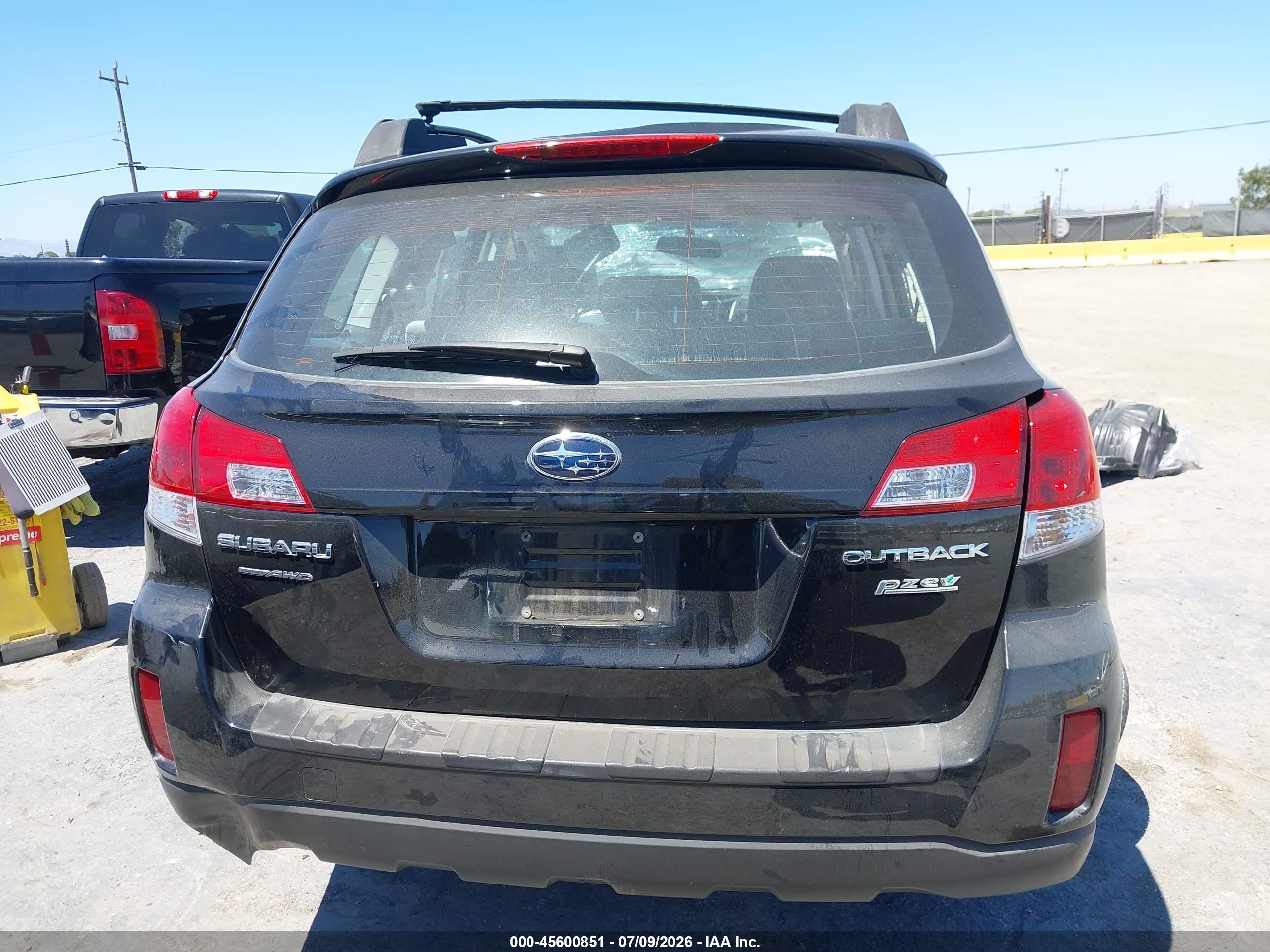 2013 Subaru Outback 2.5i Черный vin: 4S4BRBAC4D3300515