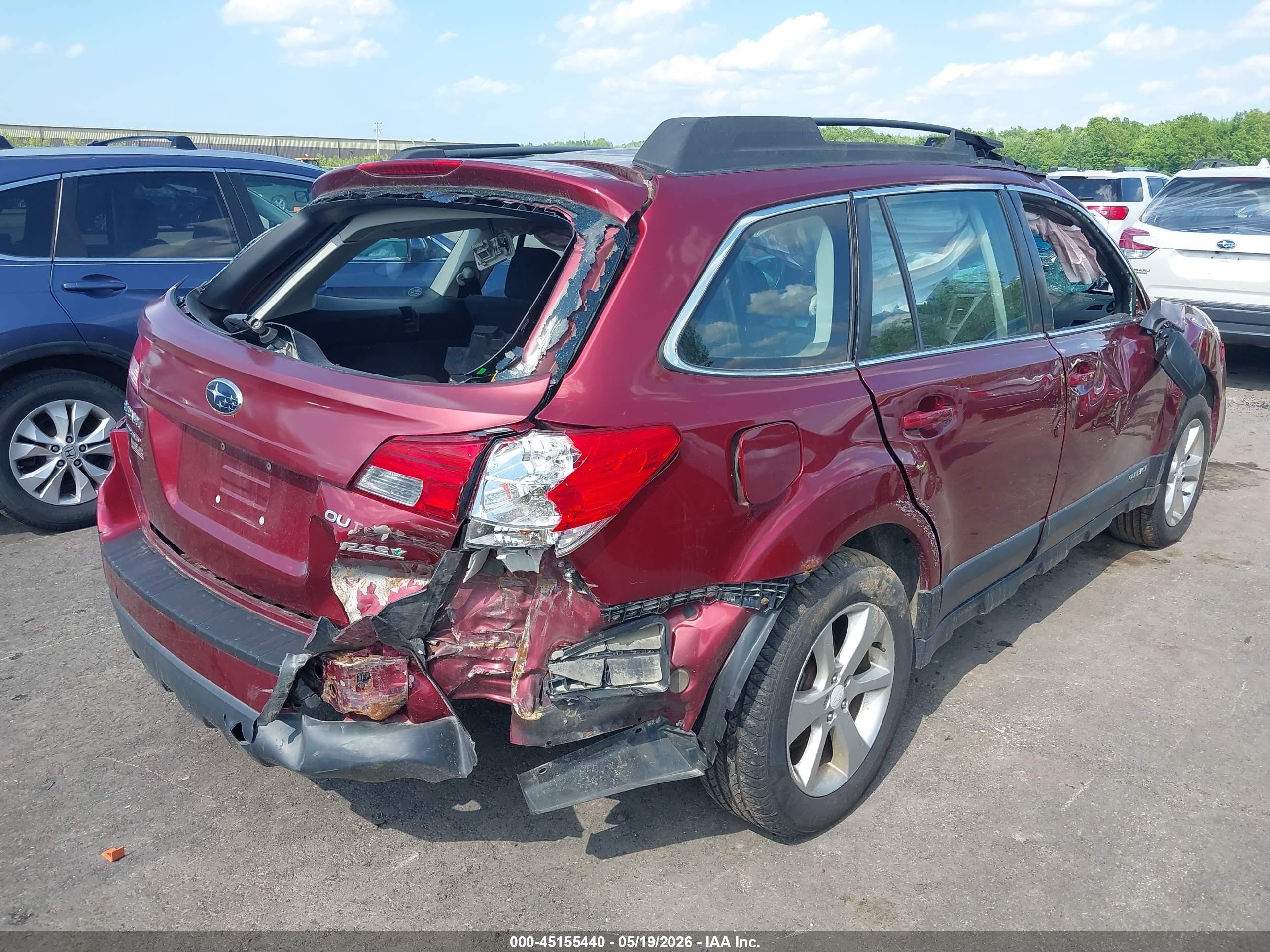 2014 Subaru Outback 2.5i Красный vin: 4S4BRBAC4E3303089