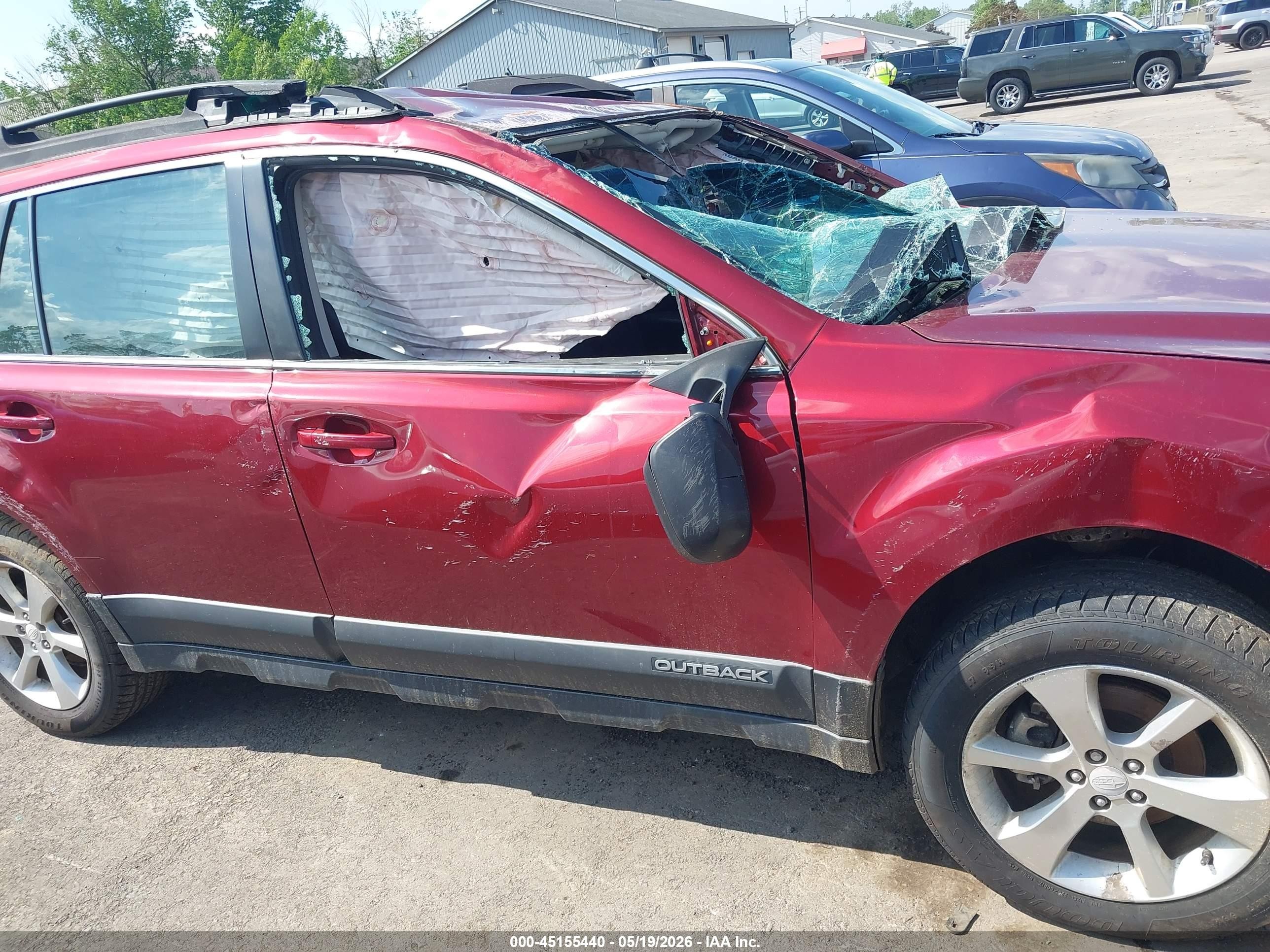 2014 Subaru Outback 2.5i Красный vin: 4S4BRBAC4E3303089