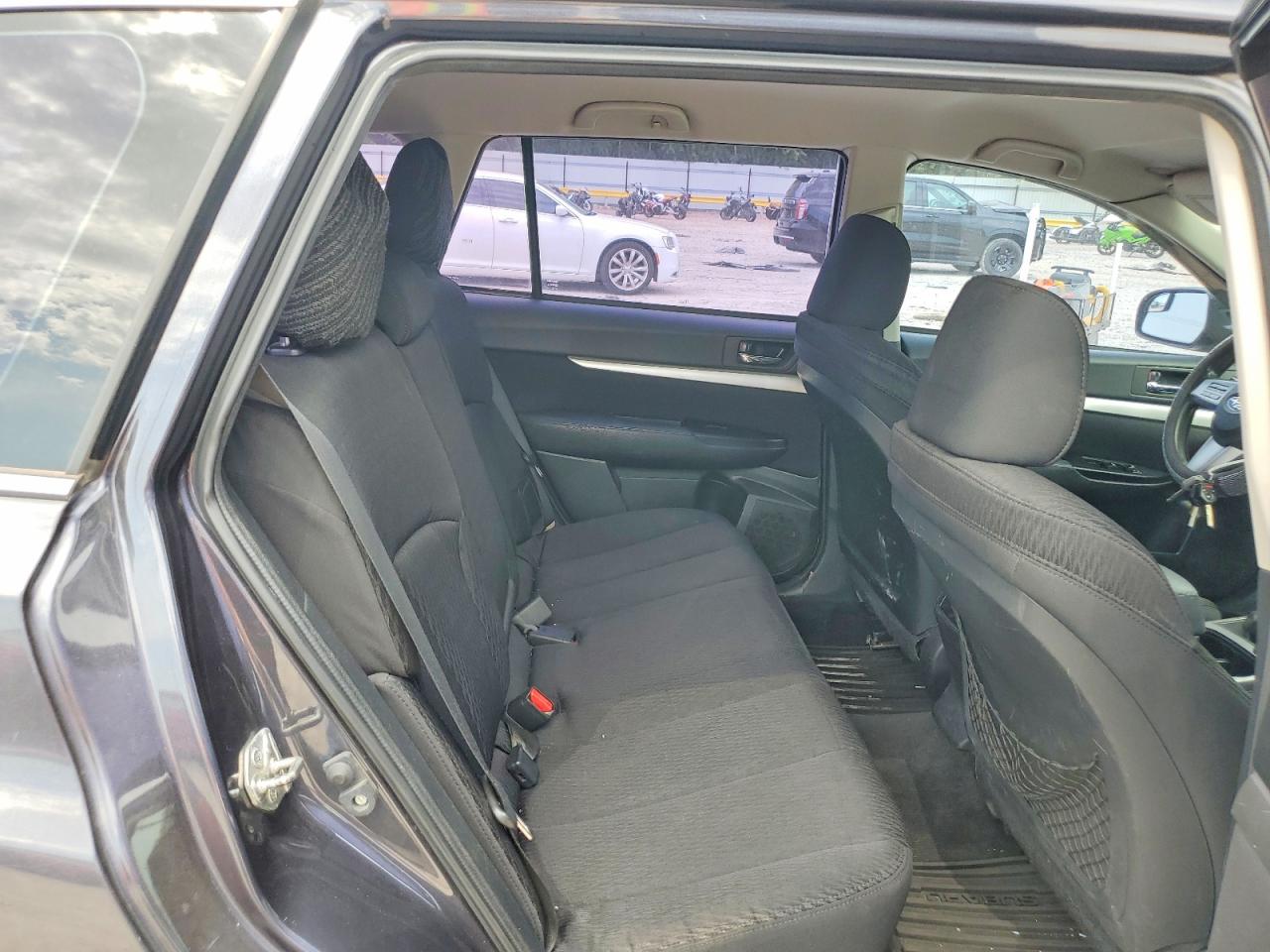 2011 Subaru Outback 2.5i Gray vin: 4S4BRBAC5B3366763