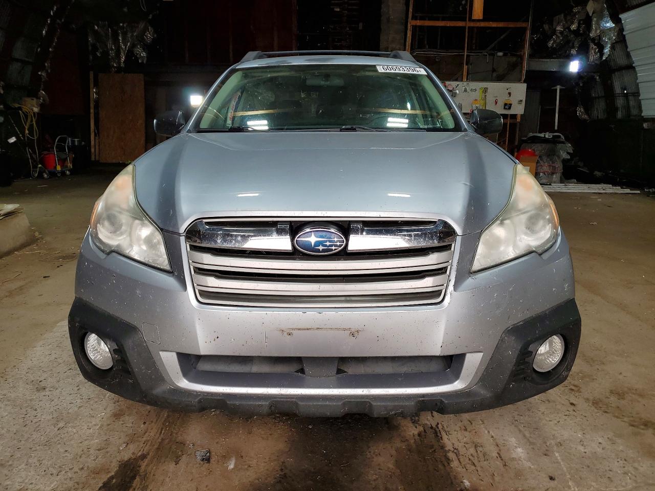 2014 Subaru Outback 2.5i Silver vin: 4S4BRBAC5E3261824