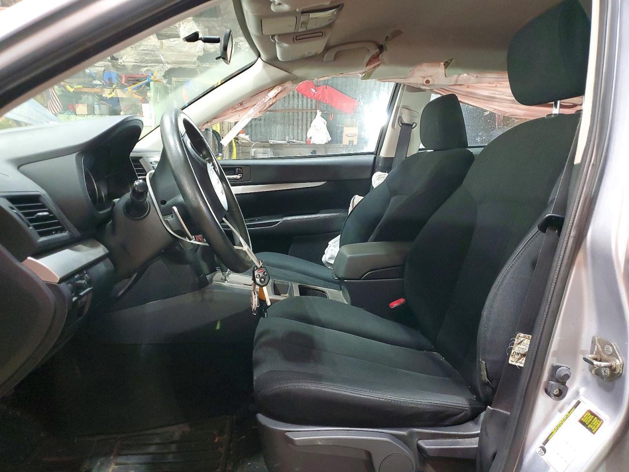 2014 Subaru Outback 2.5i Silver vin: 4S4BRBAC5E3261824