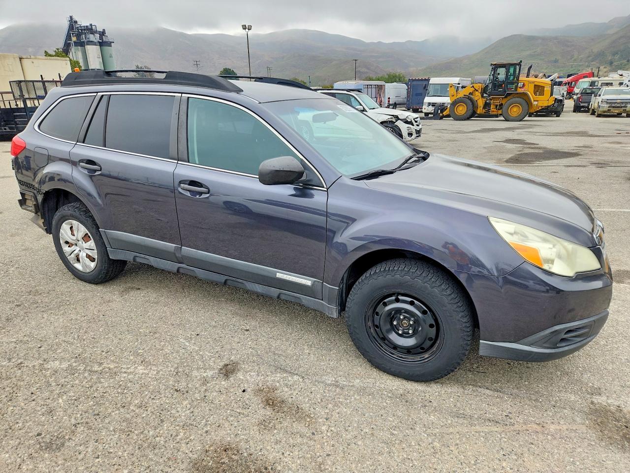 2011 Subaru Outback 2.5i Gray vin: 4S4BRBAC6B3388898