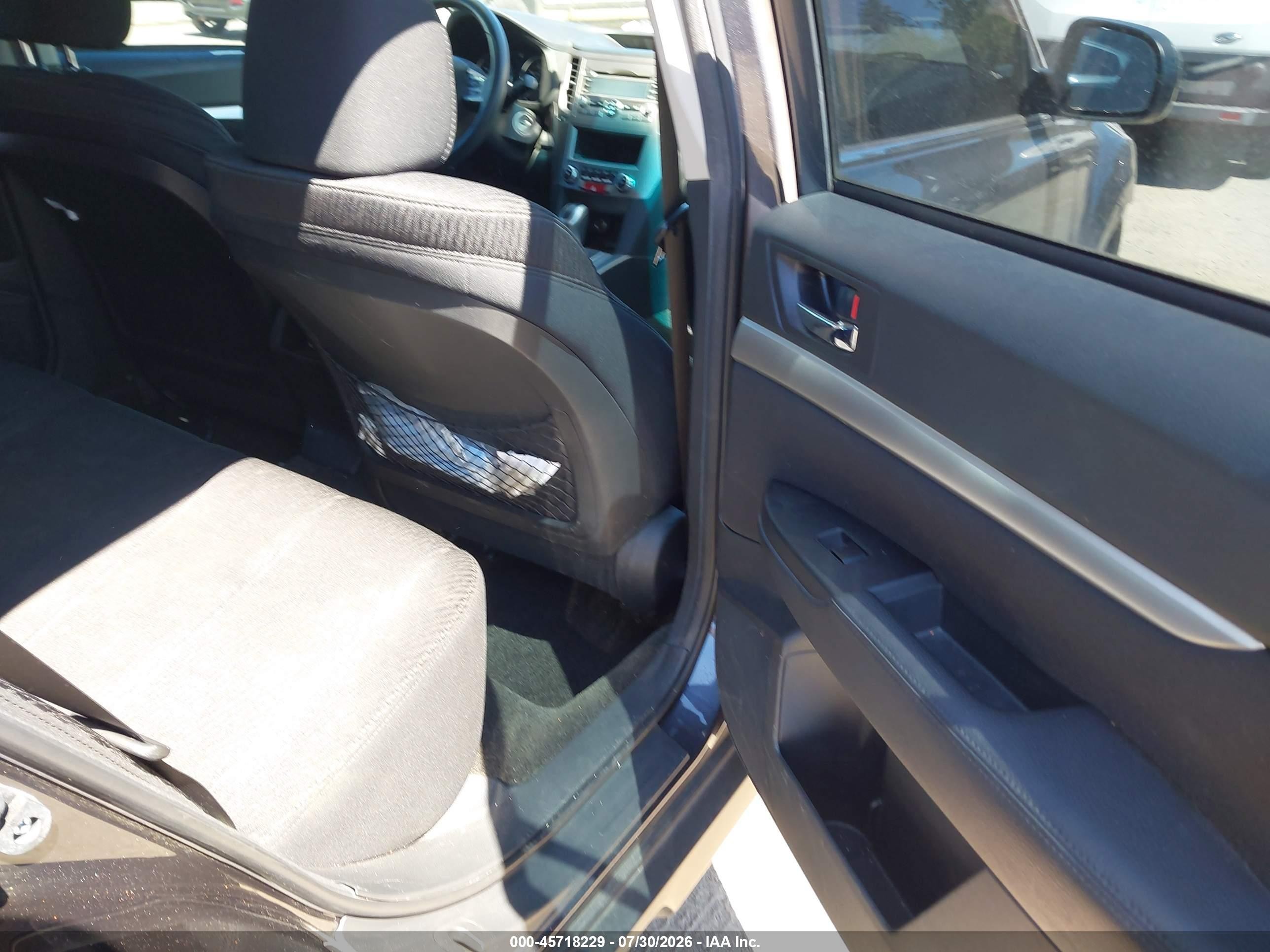 2012 Subaru Outback 2.5i Gray vin: 4S4BRBAC6C3269024