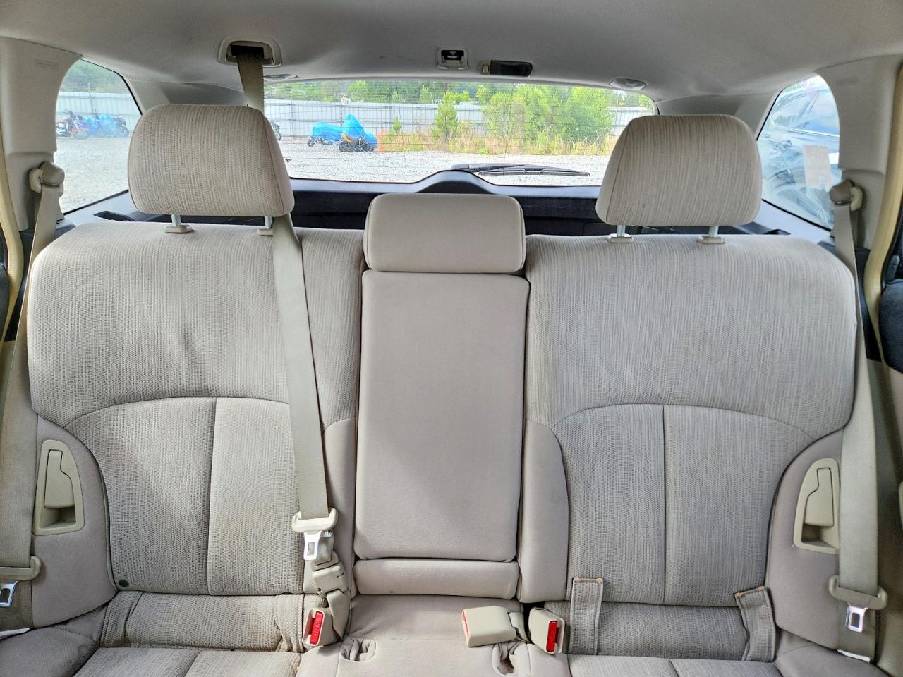 2014 Subaru Outback 2.5i Tan vin: 4S4BRBAC6E3237080