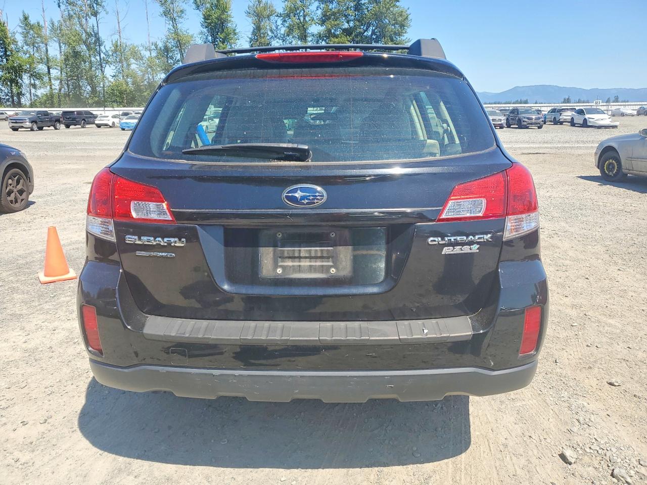 2010 Subaru Outback 2.5i Black vin: 4S4BRBAC7A3381246