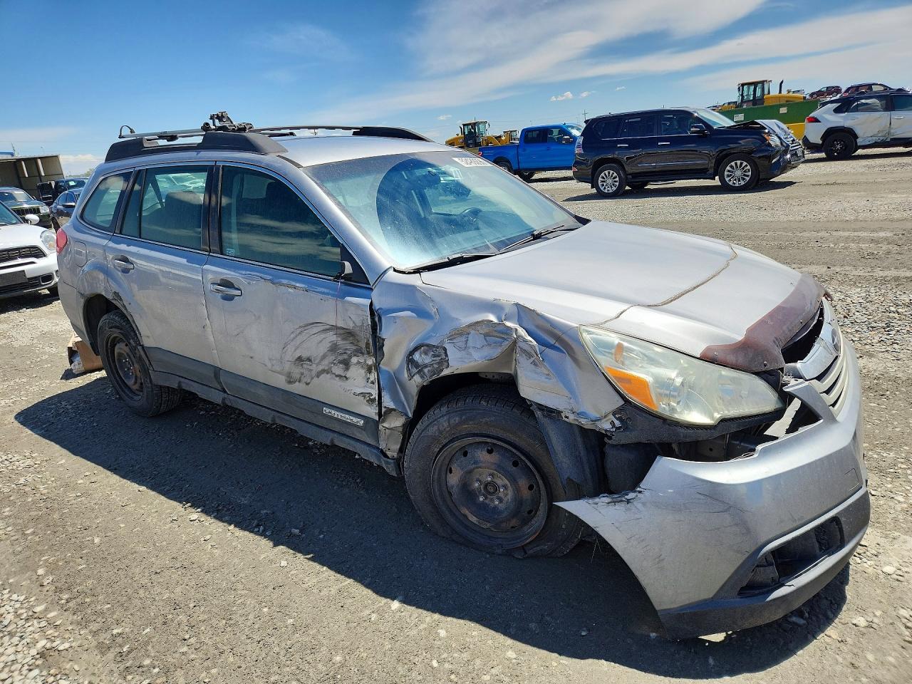 2011 Subaru Outback Silver vin: 4S4BRBAC7B3404221