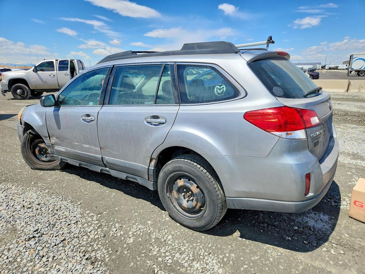 2011 Subaru Outback Silver vin: 4S4BRBAC7B3404221
