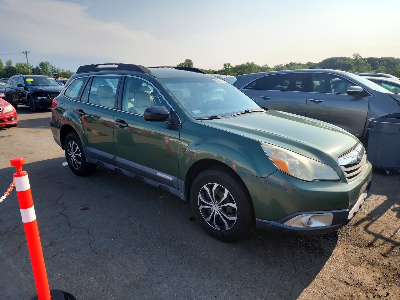 2011 Subaru Outback 2.5i Зеленый vin: 4S4BRBAC7B3433802