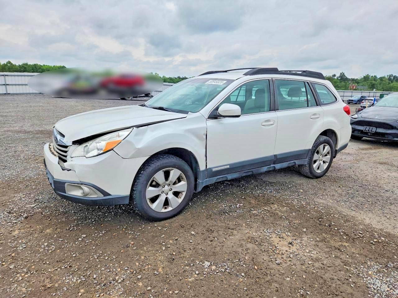 2012 Subaru Outback 2.5i White vin: 4S4BRBAC7C3296992