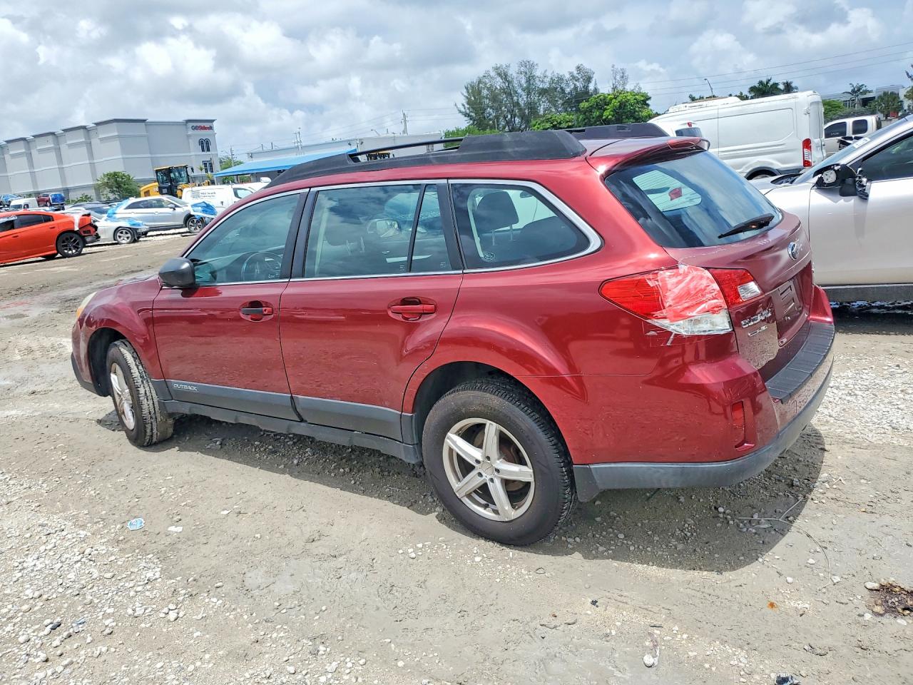 2013 Subaru Outback 2.5i Red vin: 4S4BRBAC7D3273729