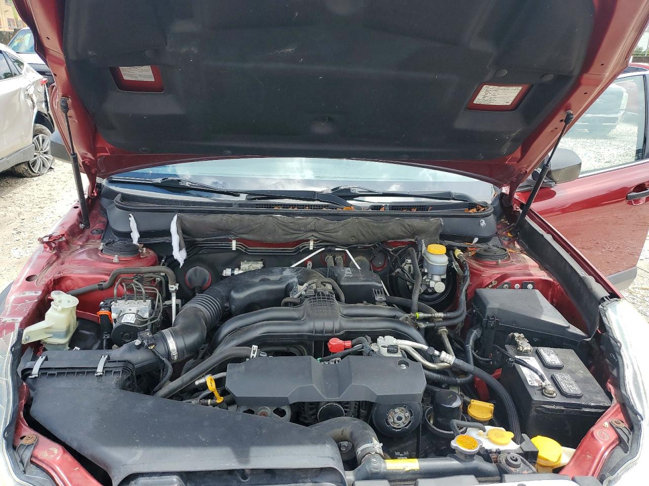 2013 Subaru Outback 2.5i Red vin: 4S4BRBAC7D3273729