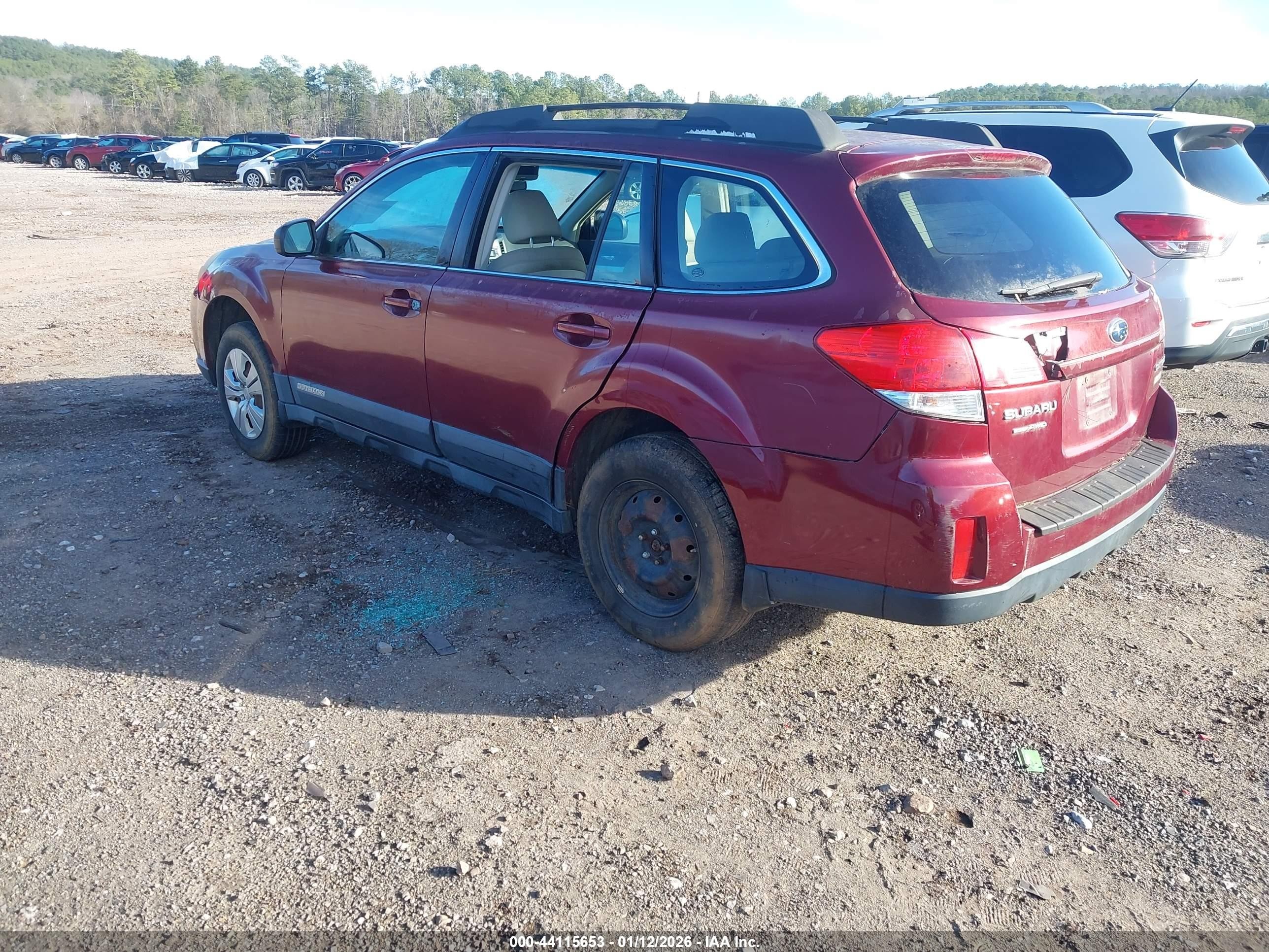 2011 Subaru Outback 2.5i Red vin: 4S4BRBAC8B3341775